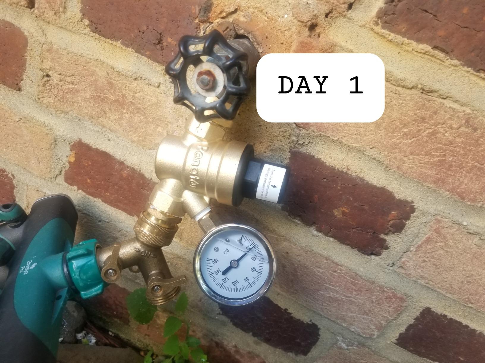 Renator RV Water Pressure Regulator for RV Camper. Brass Lead-free Adjustable Water Pressure Regulator with Gauge for Camper Travel Trailer, Reducer Valve W Filter. M11-0660R. customer photo 1