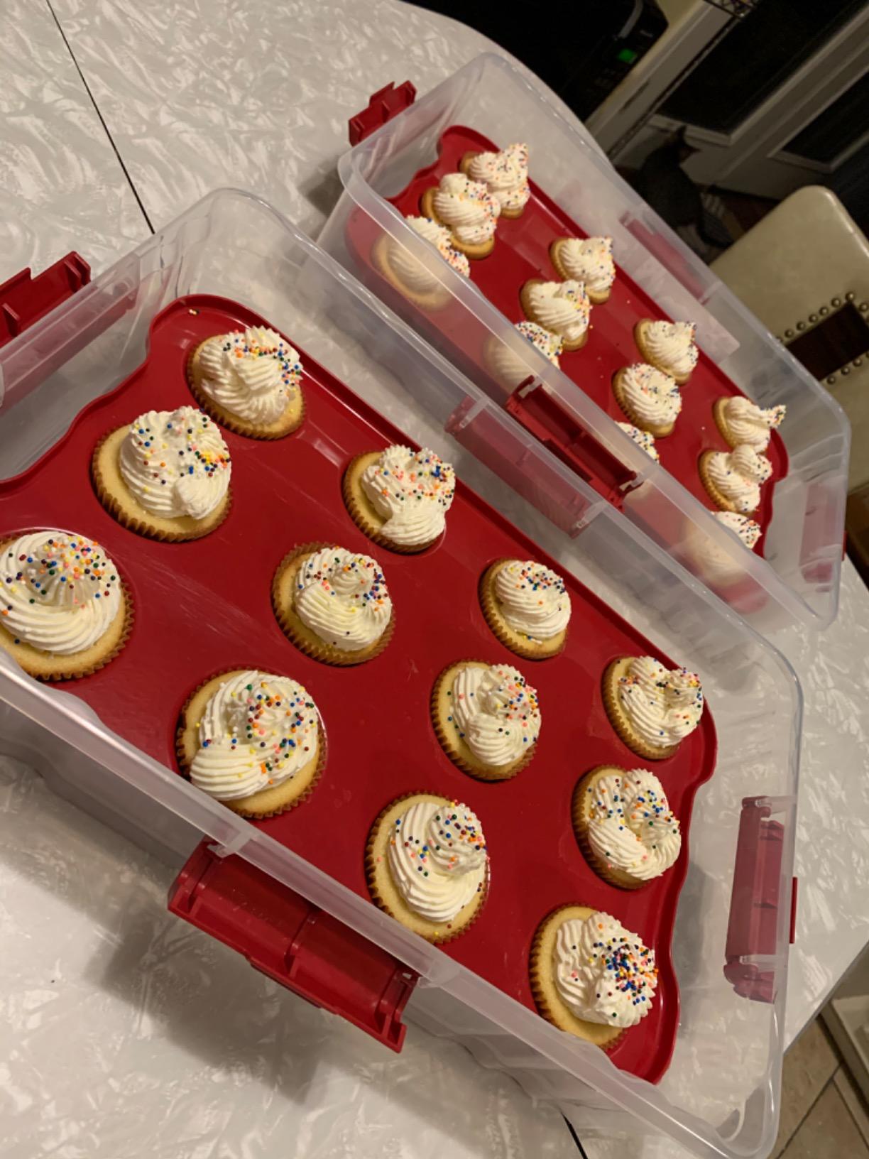Buddeez Cupcake And Cake Carrier - Stackable Cupcake Holder, Dessert Carrier For Full Size 14x9 Cake Pans Or 12-Count Cupcake Tray, Cupcake Carrier & Cake Box (Includes Slice-N-Serve Utensil) customer photo 2