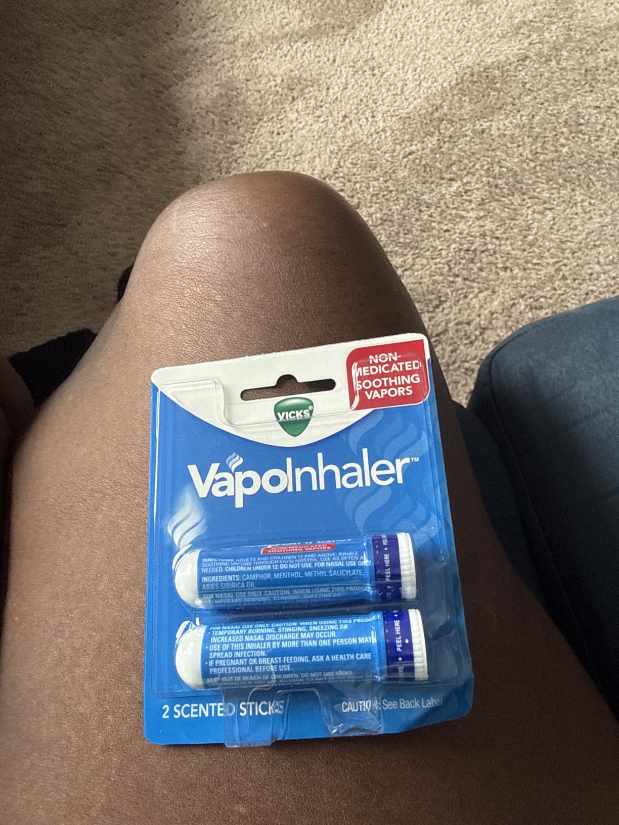 Vicks VapoInhaler, On-the-Go Portable Nasal Inhaler, Non-Medicated, With Refreshing Vicks Vapors, Menthol Scent, 2 Scented Sticks customer photo 1