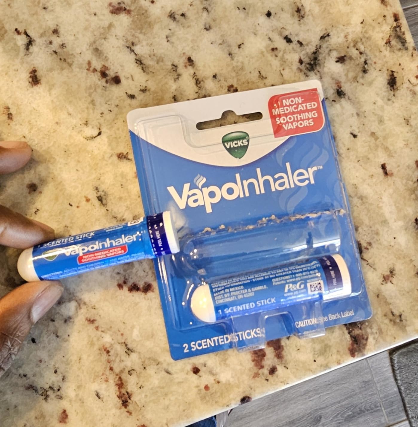 Vicks VapoInhaler, On-the-Go Portable Nasal Inhaler, Non-Medicated, With Refreshing Vicks Vapors, Menthol Scent, 2 Scented Sticks customer photo 2