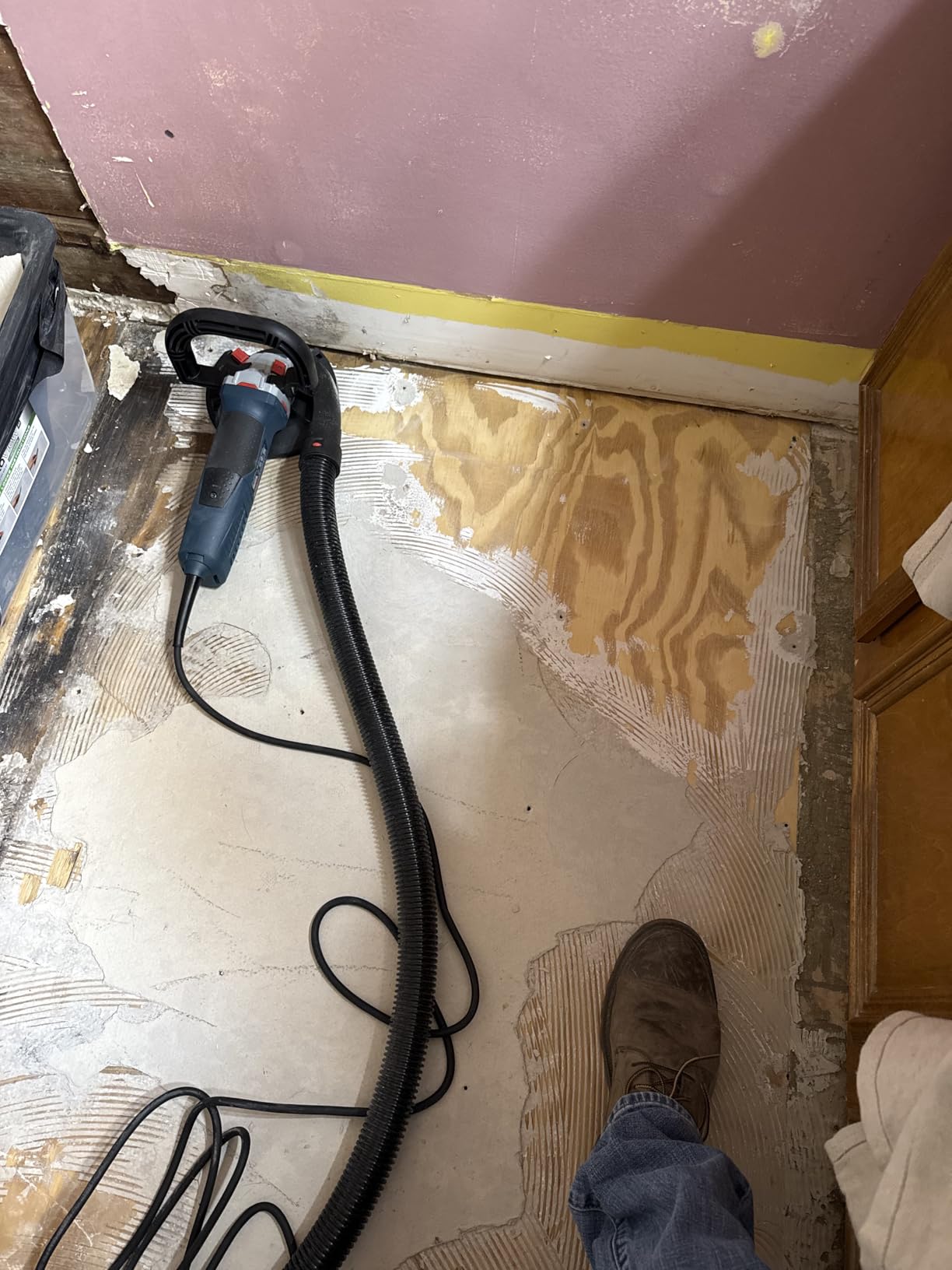Bosch VAC090AH 9 Gallon Dust Extractor with Auto Filter for Grinder 1773AK | Power Tool Activation | Dust Control System | Jobsite Vacuum | Portable Design | Wet/Dry Collection | HEPA Filter System customer photo 1