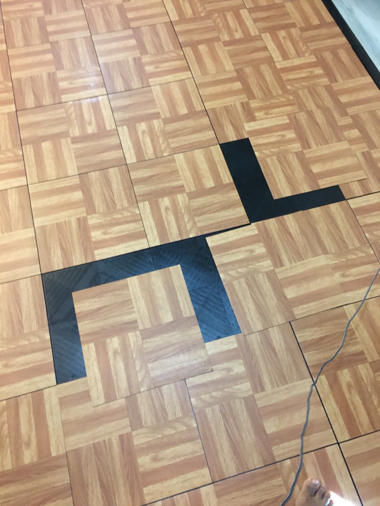 Big Floors Portable Dance Floor, Interlocking Dance Floor Tiles, Lightweight Plastic Modular Kit (3' X 3'), Dark Maple Finish, 21 Piece (9 Sq Ft) customer photo 2