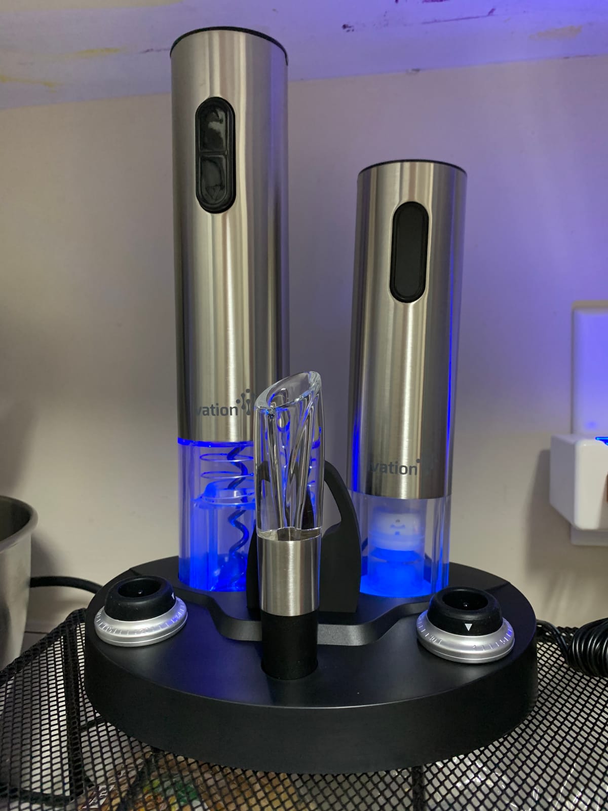 Ivation Stainless Steel Electric Wine Opener, Aerator & Preserver Gift Set | Housewarming, birthday, or holiday present for wine lovers - sleek home bar design; one-touch use, up to 30 corks per charge. customer photo 2
