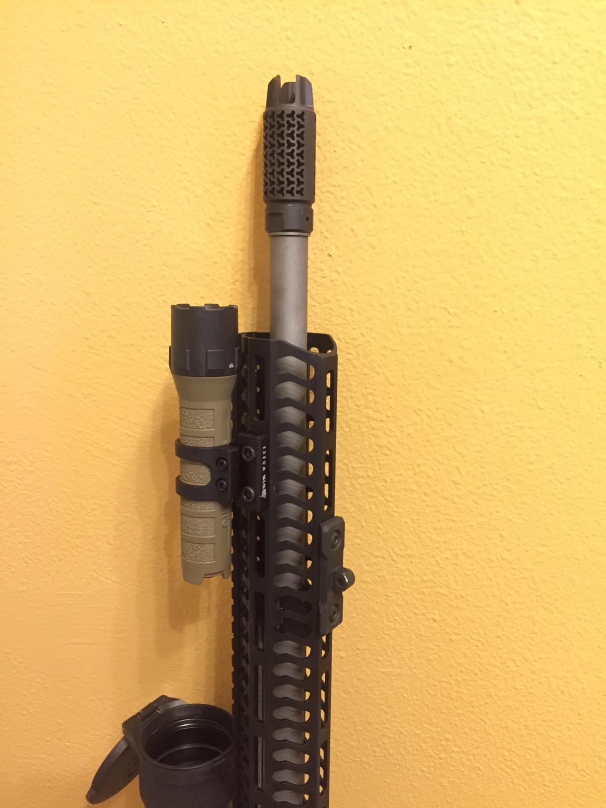 Streamlight 88615 PolyTac X USB 600-Lumen Tactical Flashlight, Coyote | 11485 candela peak beam; USB rechargeable capable; multi-fuel 18650; TEN-TAP programming customer photo 1