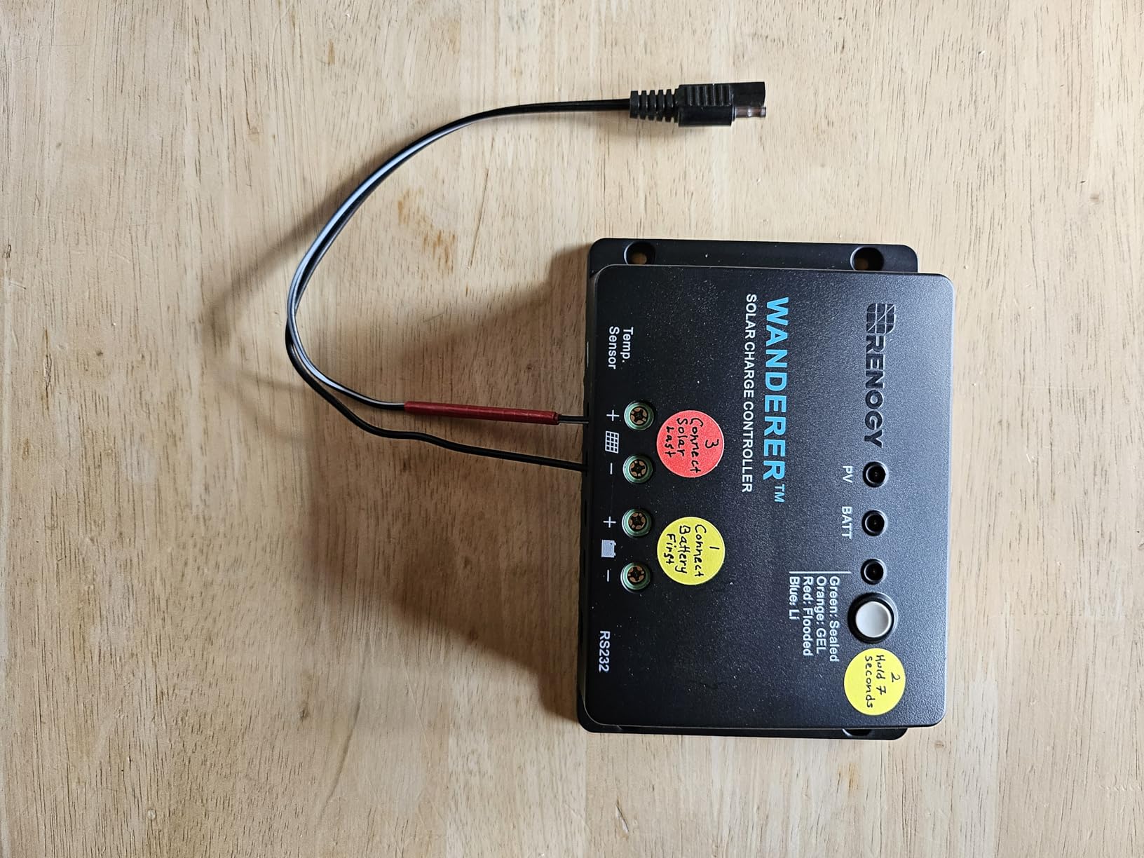 Renogy Wanderer Li 30A PWM Solar Charge Controller 12V for Solar Panels customer photo 1