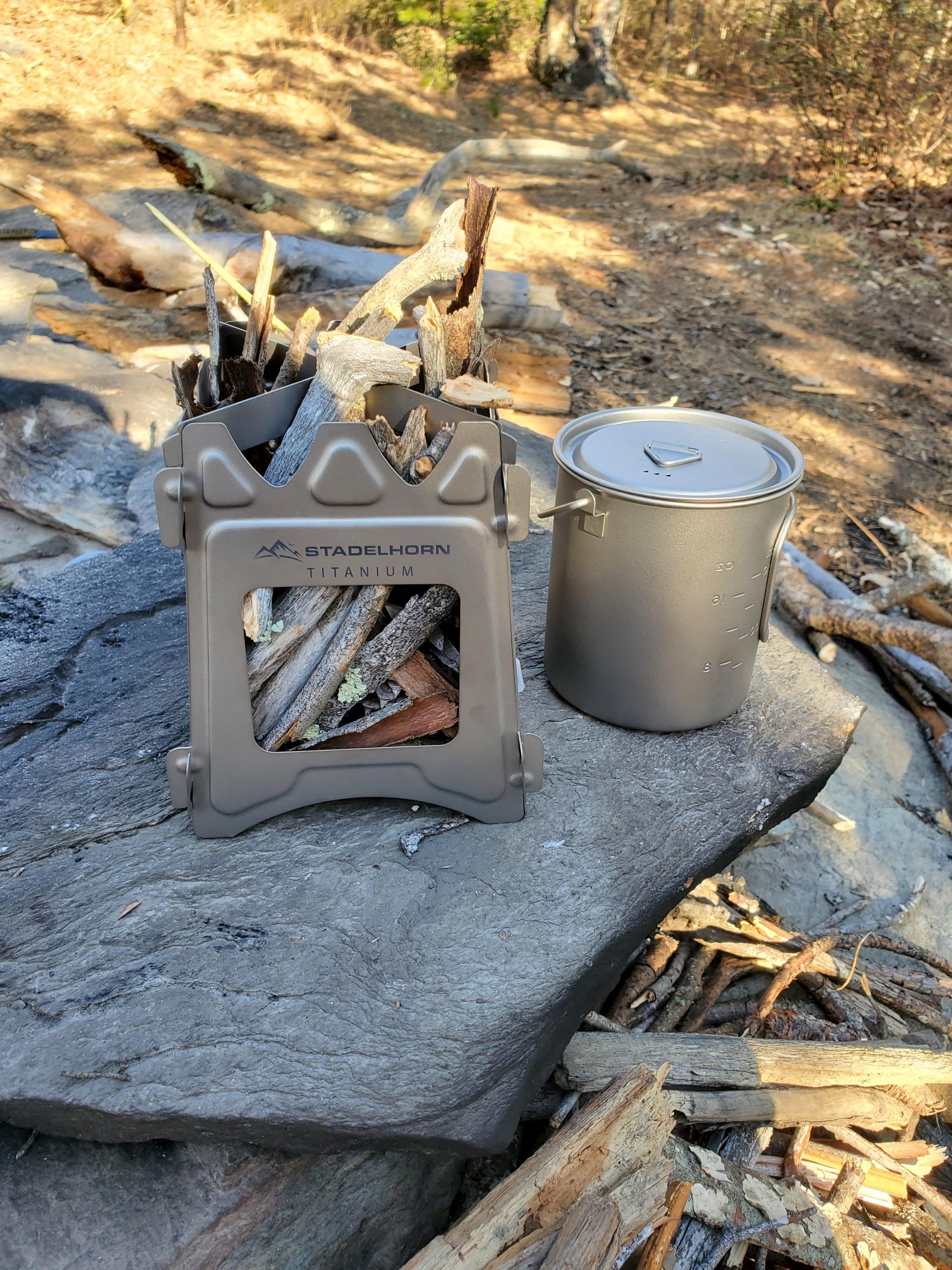 Lixada Titanium Camping Cookware with Folding Spork, 750ml Pot & 450ml Mug Set customer photo 2