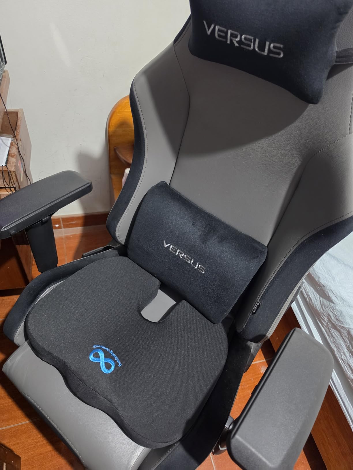 Everlasting Comfort Doctor Recommended Memory Foam Seat Cushion - Black Airflow customer photo 2