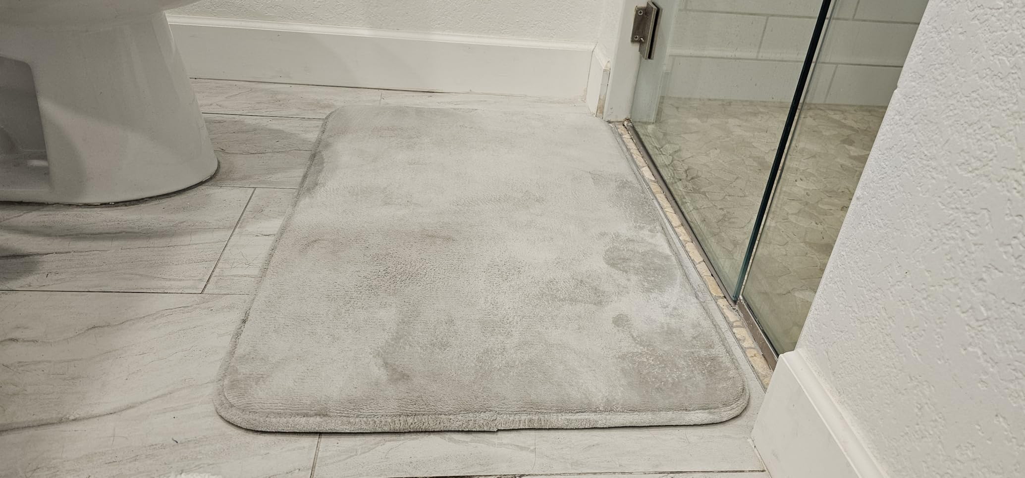 GORILLA GRIP Memory Foam Bath Rug for Bathroom, 24x17 Gray | Soft Absorbent Velvet Bathmat, Durable Grip Dots on Underside, Machine Washable, Carpet Room Decor for Shower Floor customer photo 1