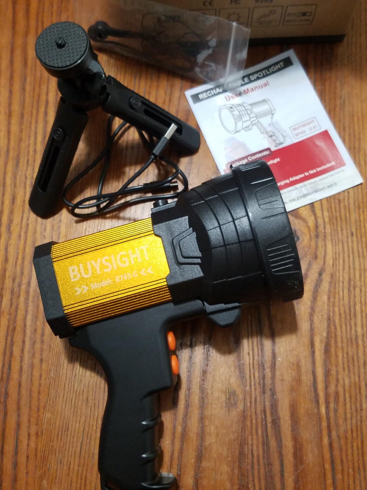 BUYSIGHT Rechargeable Spotlight, 2000000 Lumens Spot Lights Handheld High Lumens Large Flashlight Lightweight and Super Bright Flashlight (Aluminium Alloy Golden) customer photo 2
