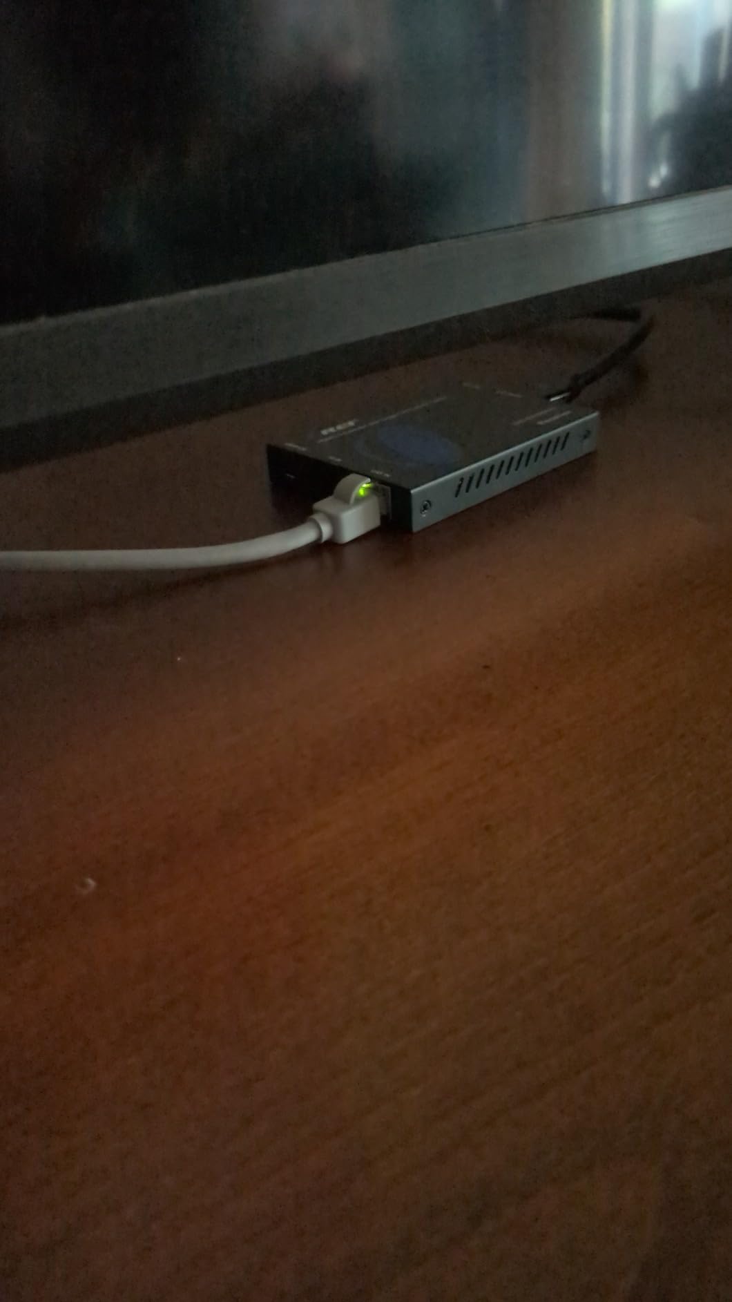 OREI 4K@60Hz HDMI Over Cat6 Balun 165ft One-Way IR Loop Out EDID HDR 18Gbps | HDMI Over CAT5, HDMI Balun - HDMI 2.0, HDCP 2.2/1.4, Dolby TrueHD, DTS-HD Master Audio, DVI 1.0 customer photo 1