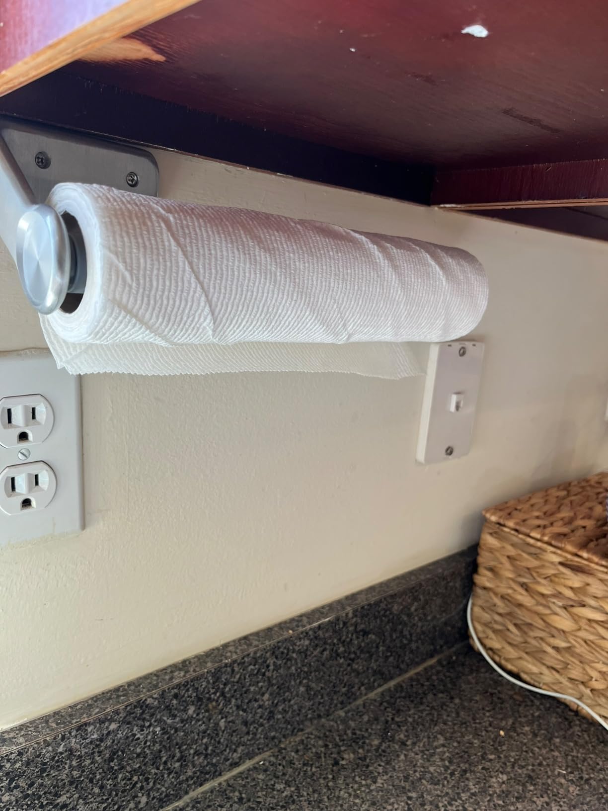 OXO Good Grips Steady Mounted Paper Towel Holder | Under Cabinet Paper Towel Holder, One-Handed Tear, Fits Any Size Paper Towel Roll, Ideal for Kitchen Wall or Cabinet customer photo 2