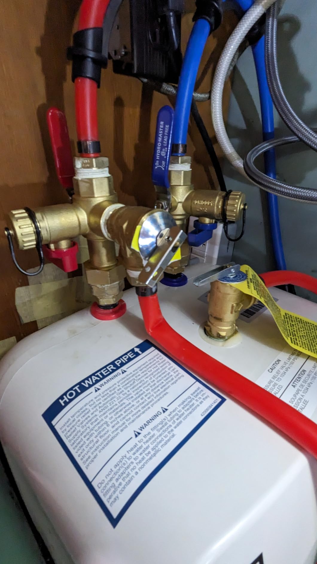 Ariston Andris 4 Gallon Capacity 120-Volt Mini Tank Electric Water Heater customer photo 2