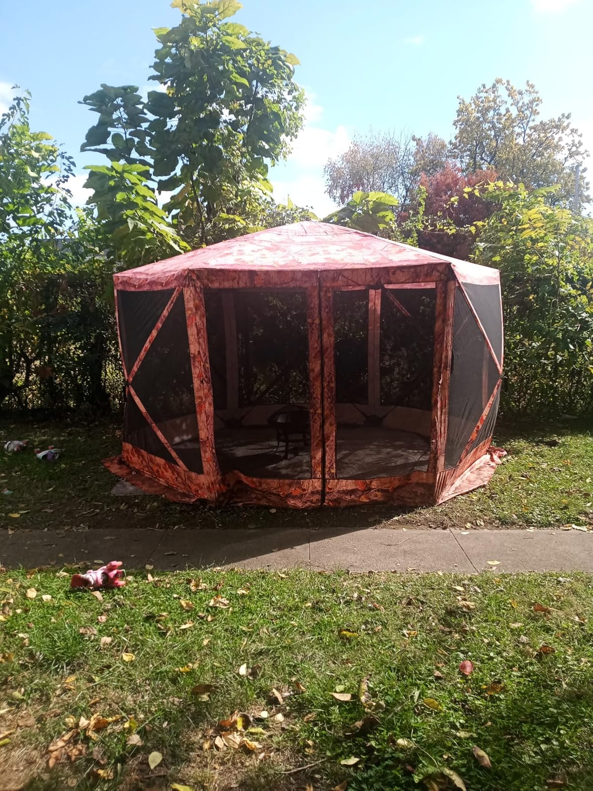 Outsunny 12' x 12' Hexagon Screen House Pop Up Tent Portable Gazebo Beige | Canopy Shelter, Mesh Netting Walls, Carry Bag, Shaded Interior customer photo 1