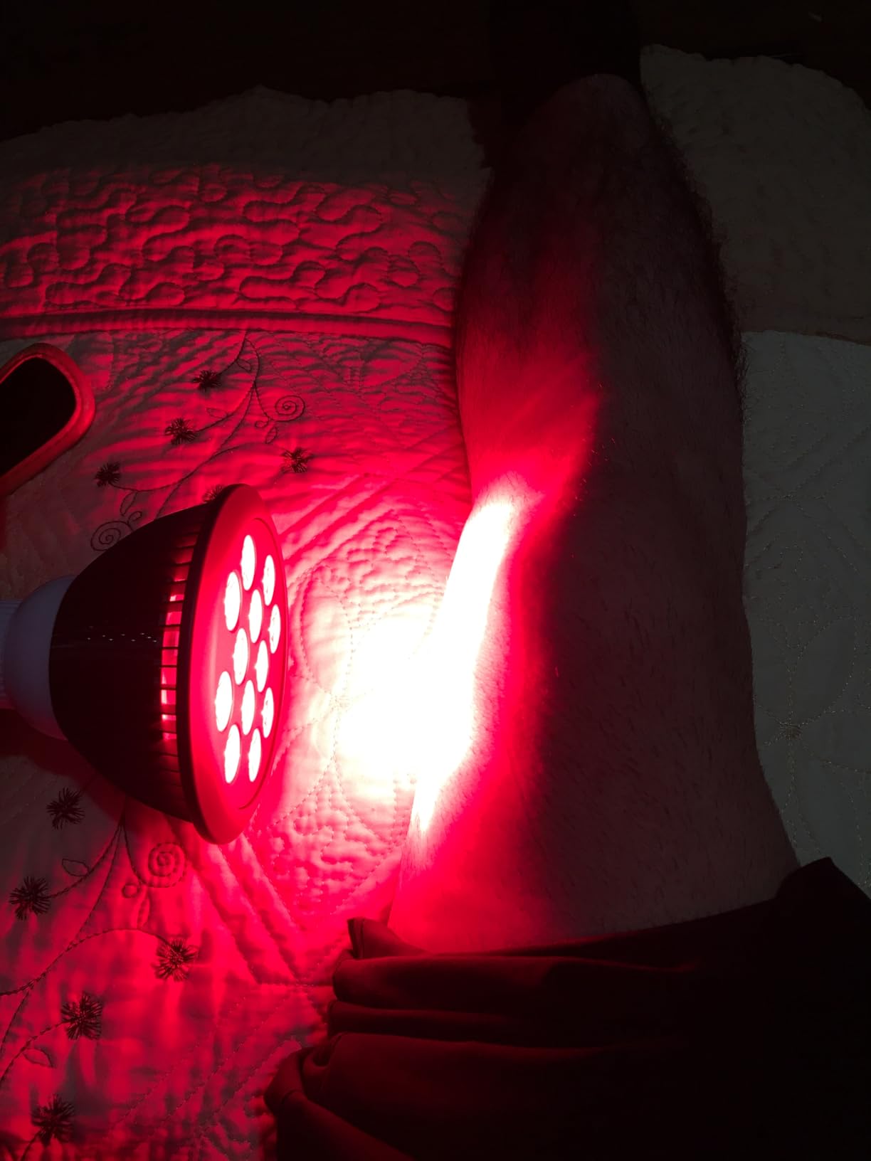 hooga Red Light Therapy Bulb, 660nm & 850nm Red & Near Infrared Light, 12 Dual-Chip LEDs, Targeted Light Bulb with Base & Braided Power Cord for Home Wellness Routine, HG24 customer photo 1