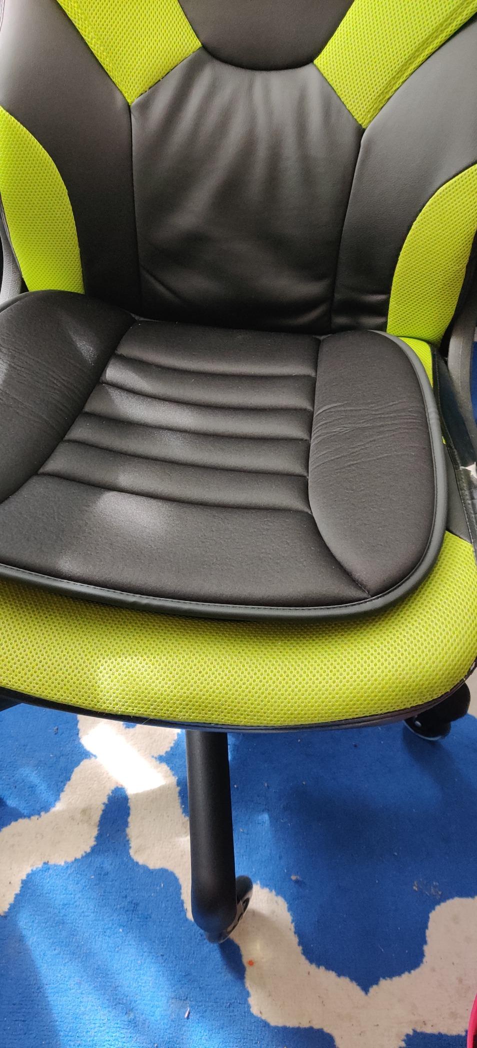 Tsumbay Car Seat Cushion, Memory Foam Seat Cover with Non-Slip Bottom, Universal Fit for Cars, Homes, and Offices - Soft and Comfortable, Black customer photo 2