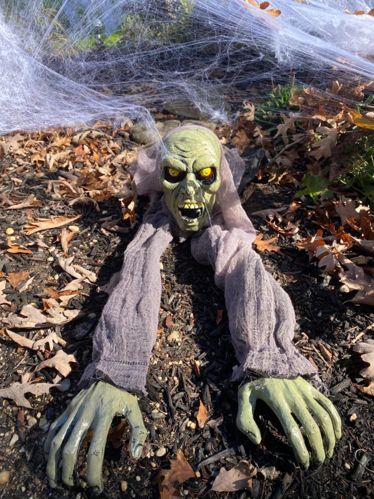 JOYIN Zombie Halloween Decoration Outdoor Groundbreaker Scary Halloween Graveyard Decor with Sound and Flashing Eyes for Yard Garden, Outside Lawn Haunted House Prop customer photo 1