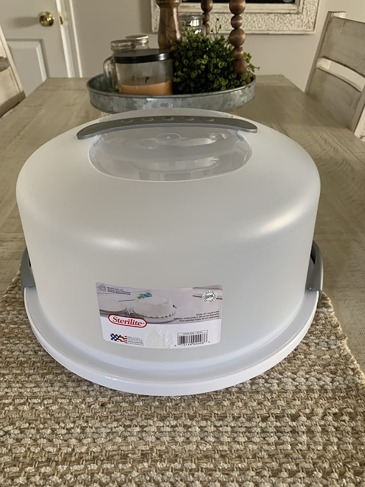 JOEY'Z EXTRA LARGE Cake Carrier - Holds up to 12 Inch 3-Layer Cake - White customer photo 1