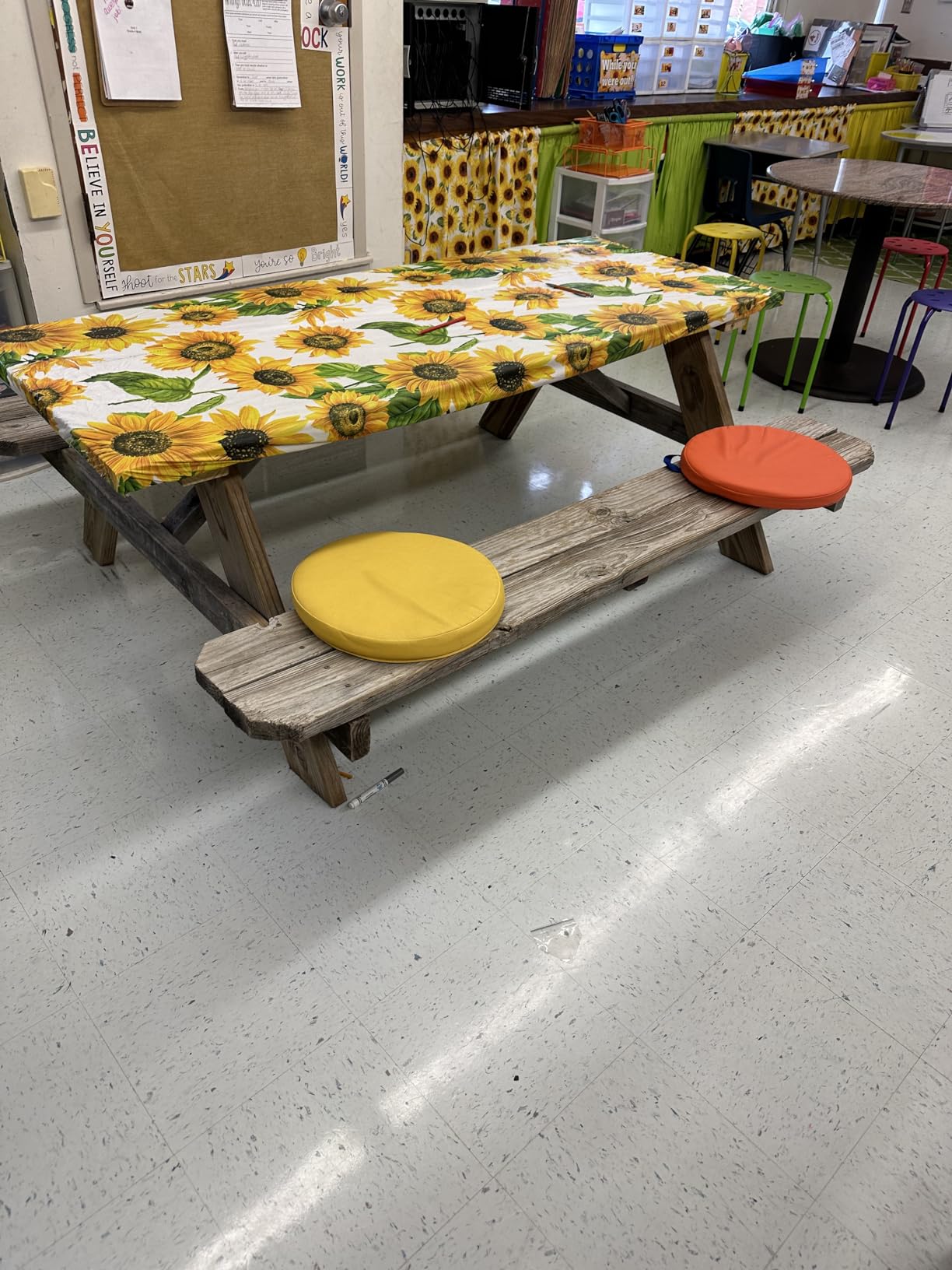 Factory Direct Partners SoftScape 15 inch Round Classroom Floor Cushions with Handles; Flexible Seating for Daycare, Preschool, Playroom; 2 inch Thick Deluxe Foam (6-Piece) - Assorted, 11232-AS customer photo 1