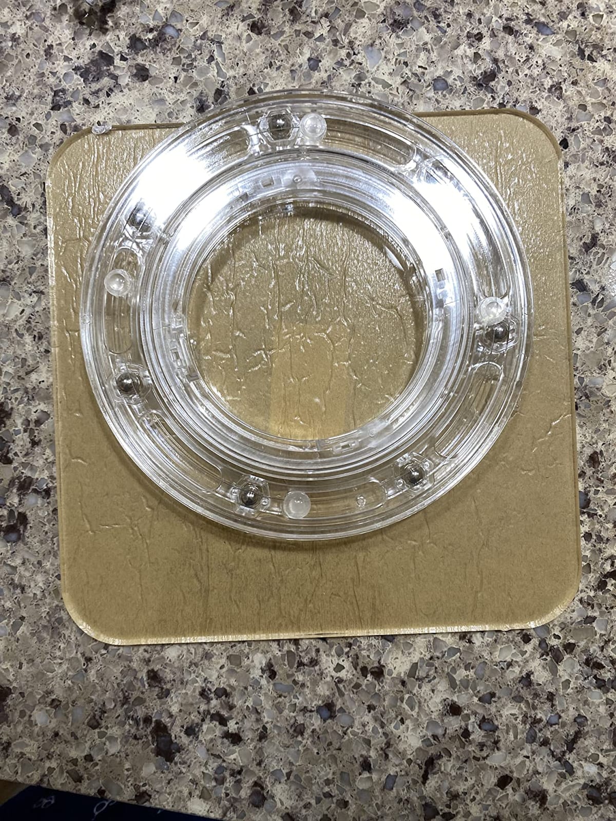 SANGLE SOPFFY 6.4-Inch Square Acrylic Cookie Turntable with Non-Slip Mat | Cake & Cupcake Decorating Rotary Stand (6.4 Inch) customer photo 2