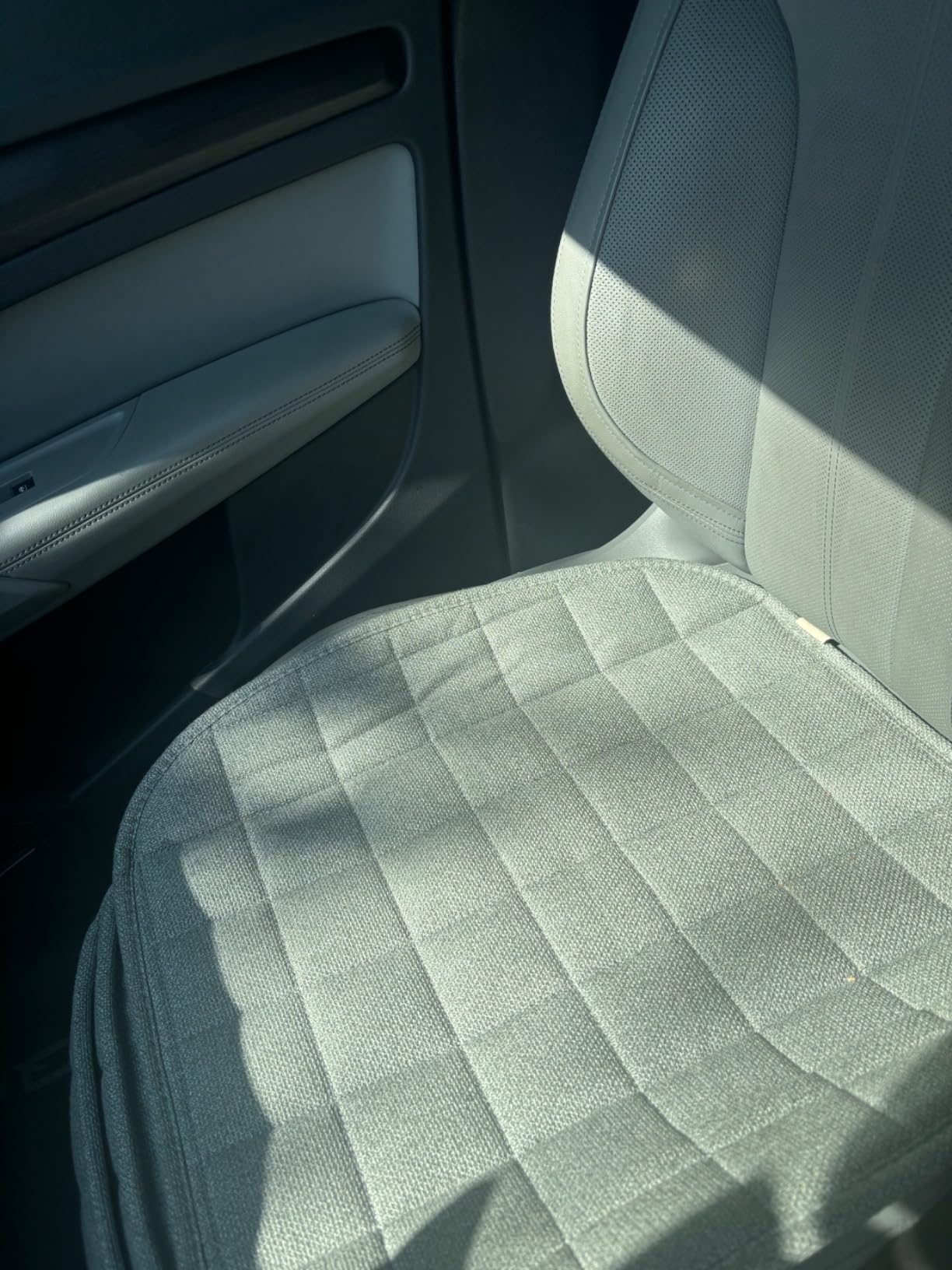 Car Seat Cover,Linen Car Seat Cover Bottom Only 1PC Gray | For Trucks,SUV,Cooling Universal Car Seat Pad,Seat Cushion Ventilated Front Seat Gray customer photo 1