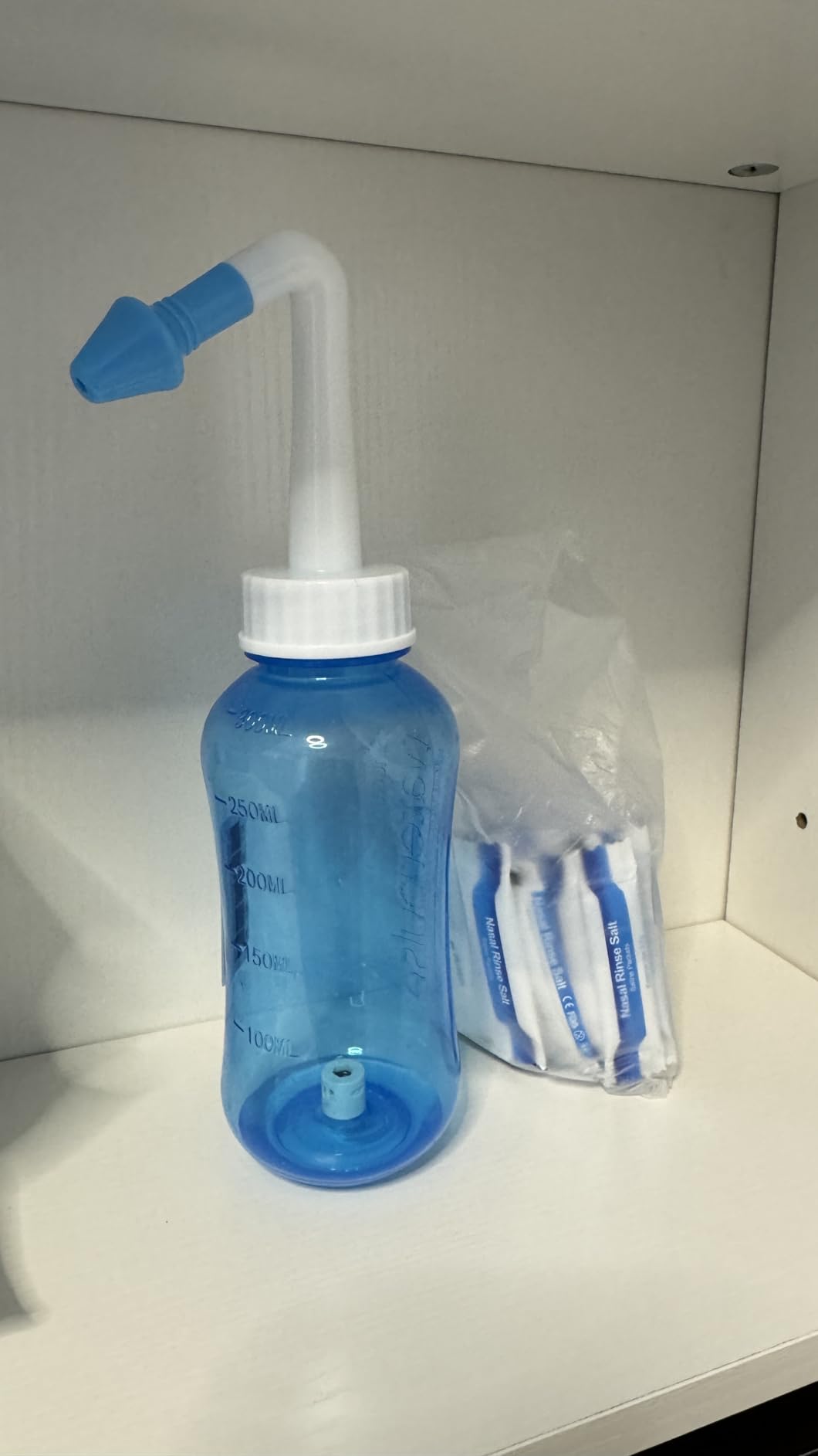 Waterpulse Neti Pot Sinus Rinse Kit, Blue, 300ml Bottle | 30 Salt Packets customer photo 1