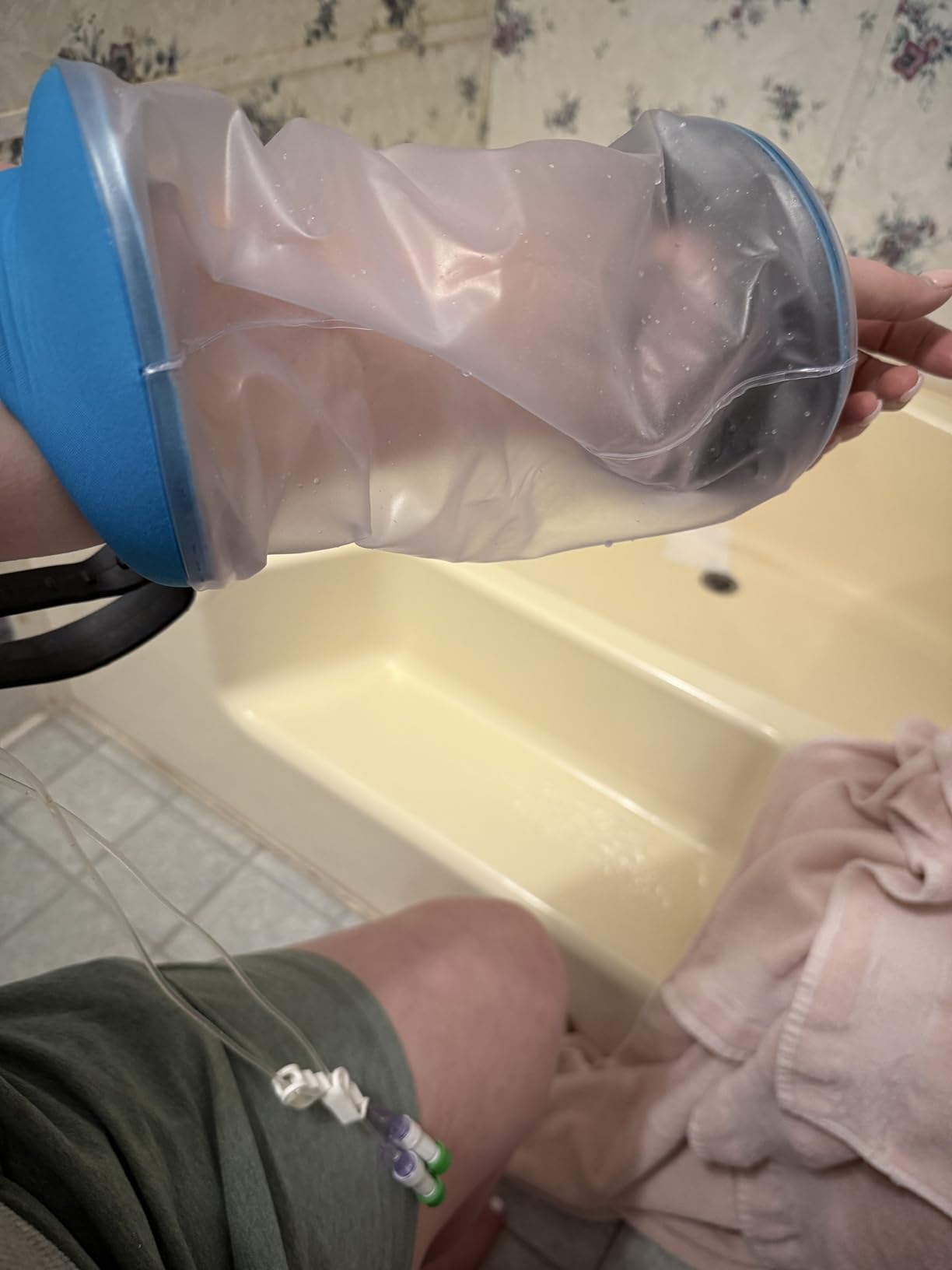 Asunby PICC Line Shower Cover for Upper Arm, Adult Soft Elbow Protector Bag Length 11.8 in, Waterproof IV & PICC Showering Sleeve for Broken Wound Bandages Reusable, Post Surgery customer photo 1