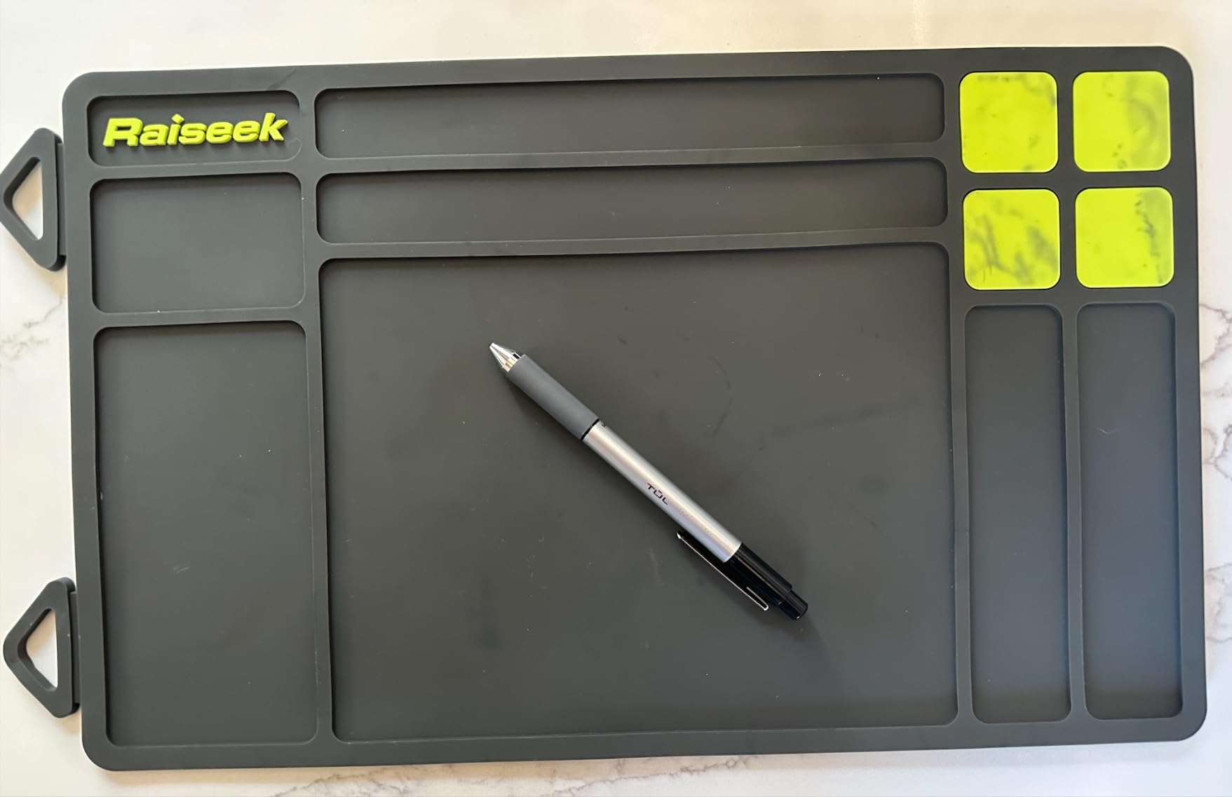 Raiseek Gun Cleaning Mat, Anti-Slip Rubberized Pistol Mat, Magnetic Maintenance Mat with Organizer Parts Tray,Protective Workbench Mat for Gun Cleaning customer photo 1