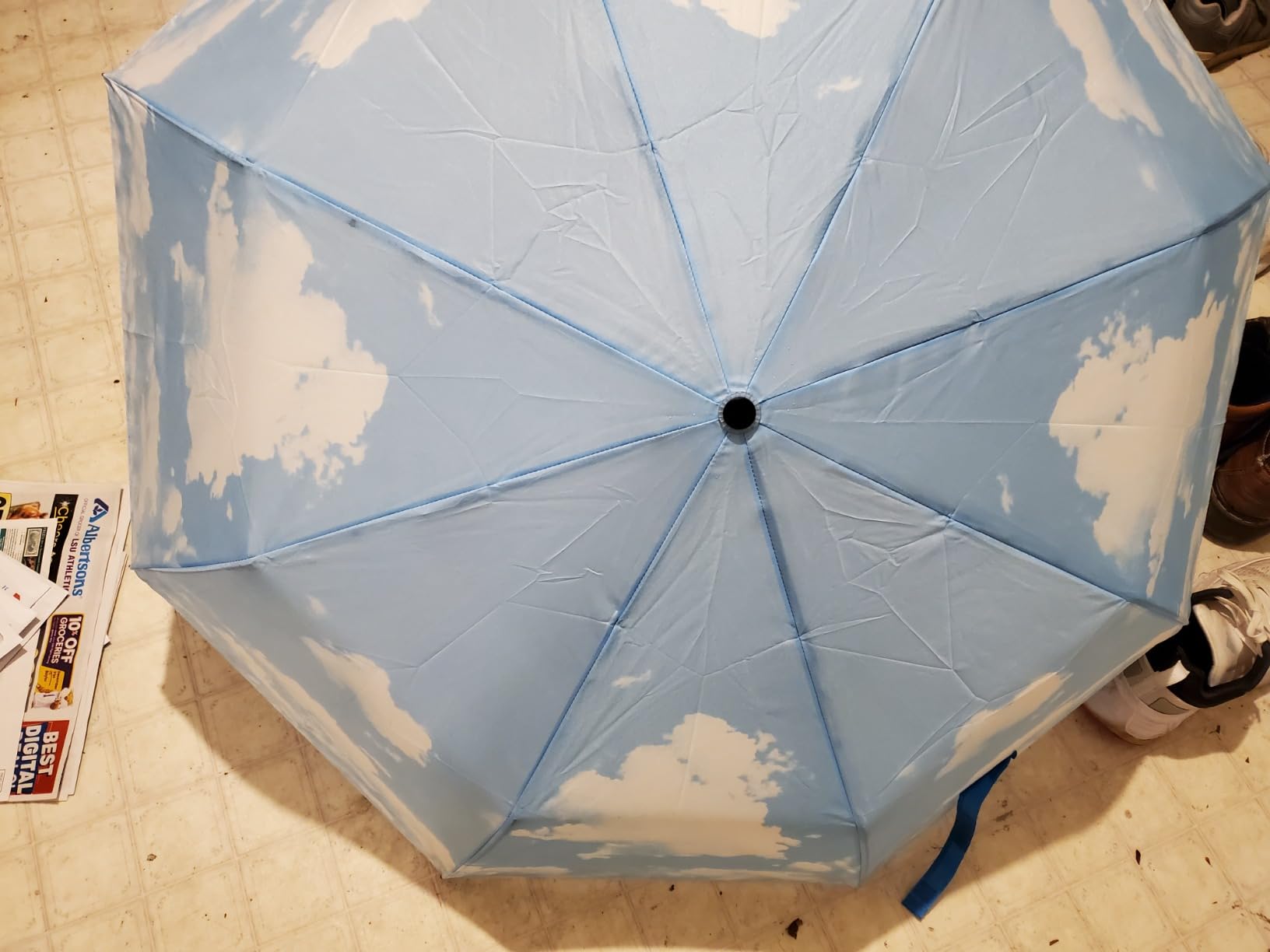 Travel Umbrella for Rain, Windproof Automatic Compact Umbrella customer photo 2