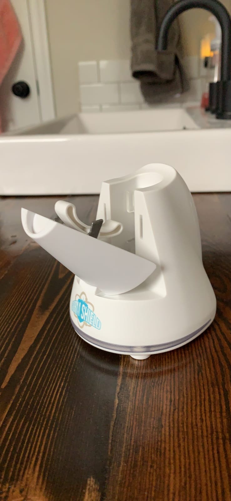 TAO Clean Germ Shield UV Toothbrush Sanitizer - Universal Cleaning Station that Accommodates all Manual and Electric Toothbrushes, Travel Friendly, Kills 99.9% of Germs customer photo 1