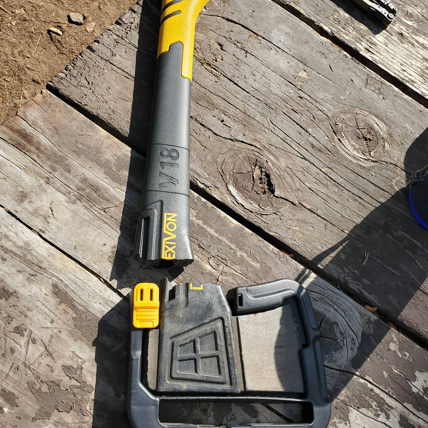LEXIVON V18 Chopping Axe, 18-Inch Lightweight Fiber-Glass Composite Handle & Ergonomic TPR Grip | Protective Carrying Sheath Included (LX-V18) customer photo 2