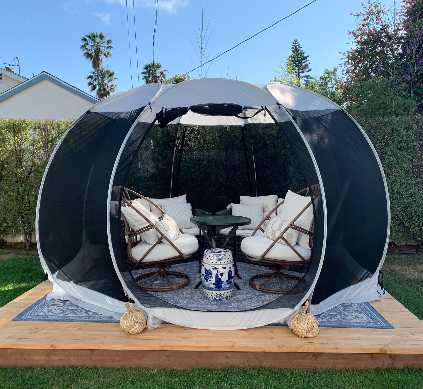 LEEDOR Pop Up Screen House, 6-10-15 Person Outdoor Screen Tent, Camping Screen Room with Carry Bag, Screened Gazebo with Mosquito Netting, Instant UV Resistant Sun Shelter for Garden, Patio, Backyard customer photo 1