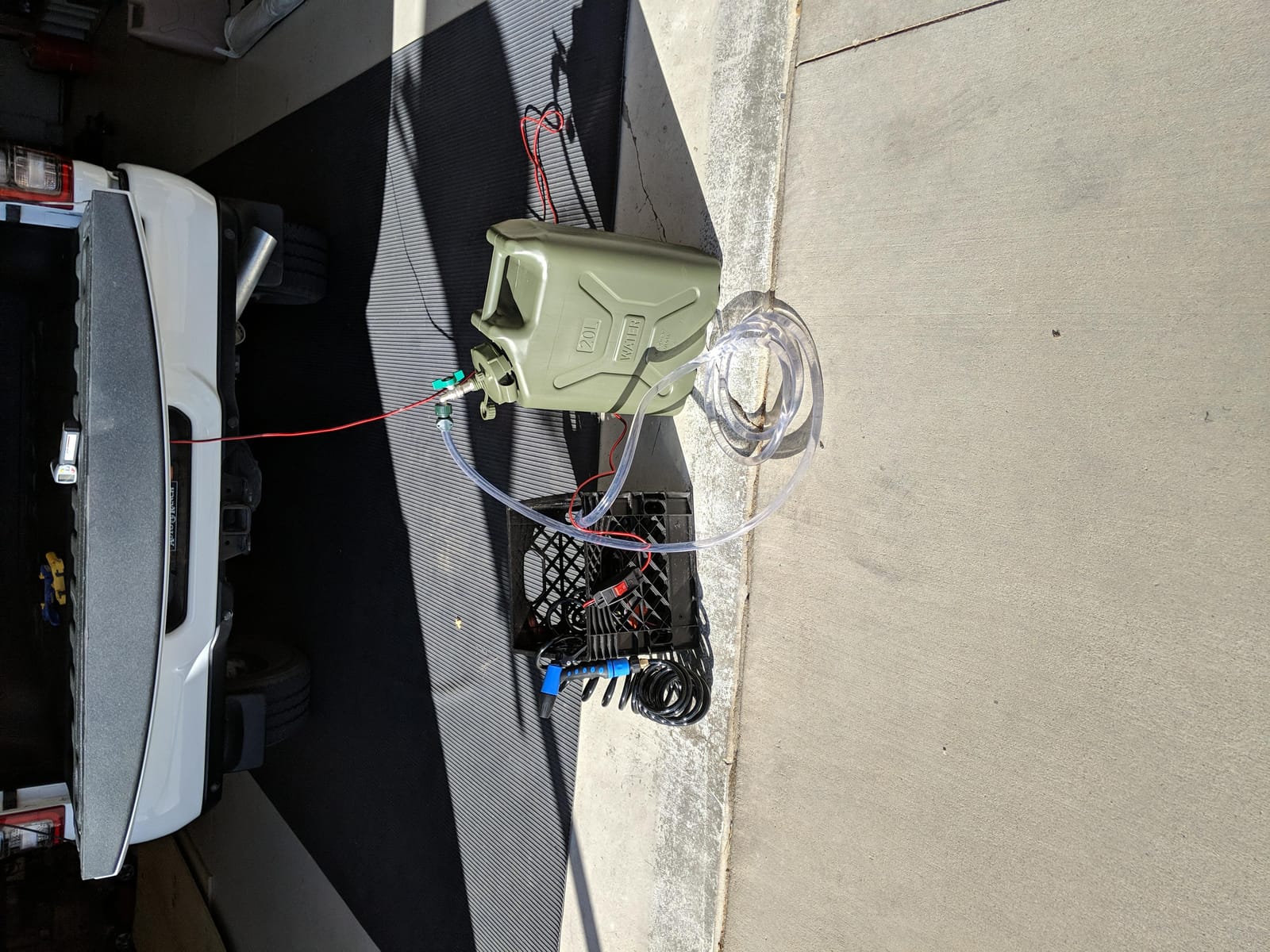 SEAFLO 33 Series Washdown Deck Wash Pump Kit - 12V DC, 3.0 GPM, 70 PSI, Heavy Duty Pressure Switch, for RV, Boat, Marine, Yacht, Freshwater, and Saltwater Applications | 4-Year Warranty customer photo 1