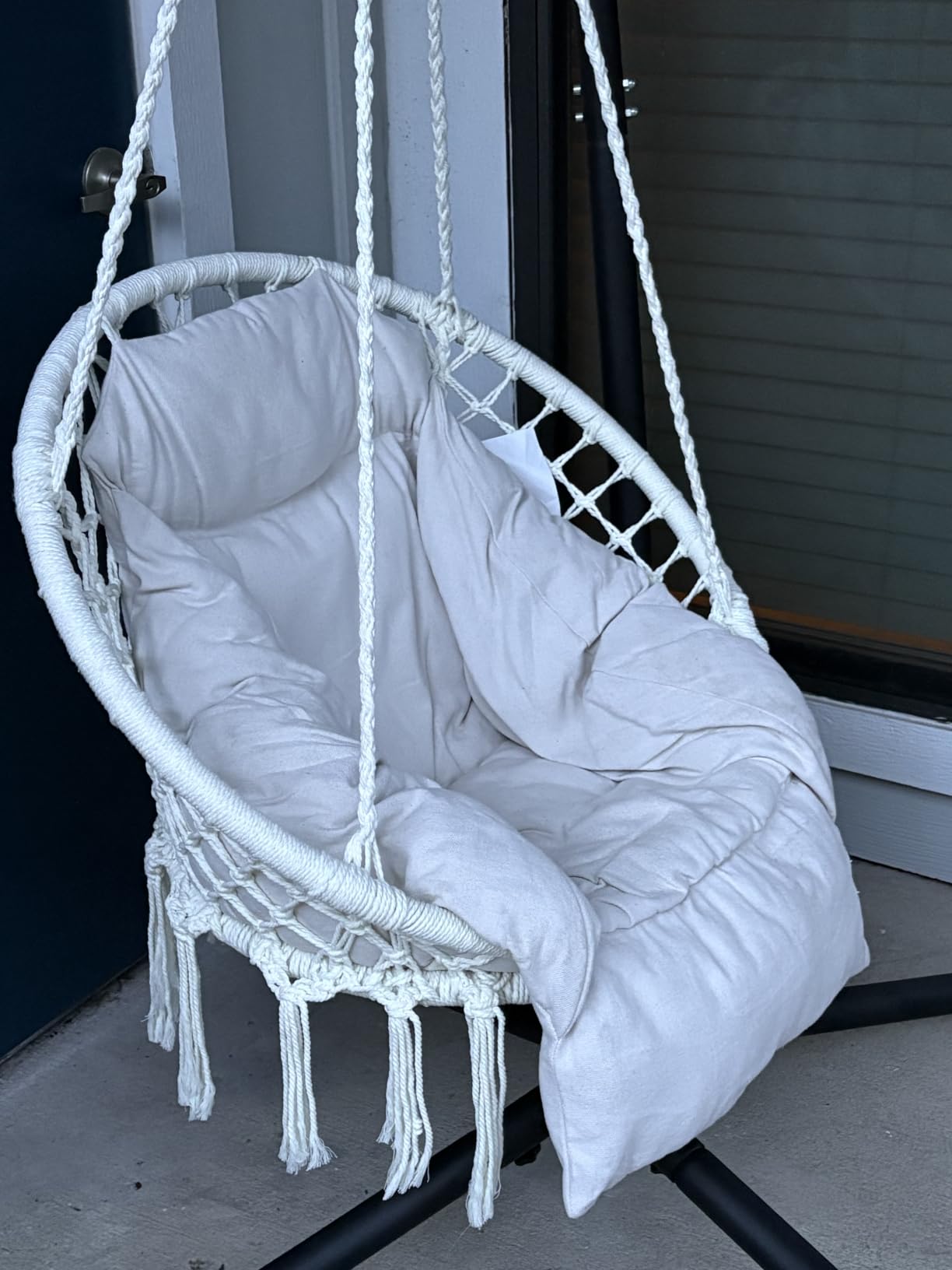 SONGMICS Hanging Chair, Boho Swing Chair with Large, Thick Cushion, Hammock Chair, Holds up to 264 lb (Cream White) customer photo 1