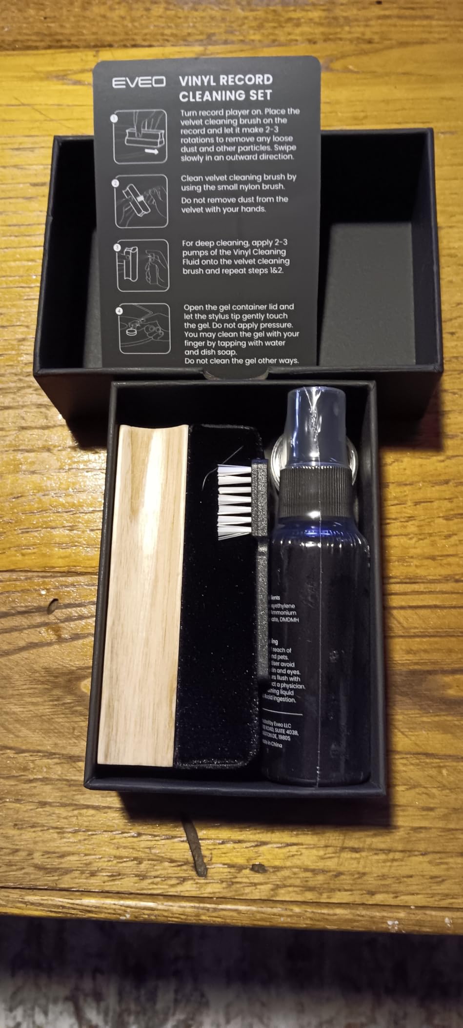 EVEO Vinyl Record Cleaning Kit - 4-in-1 Premium Vinyl Record Cleaner & Vinyl Cleaning Kit with Velvet Brush, Vinyl Cleaner Liquid, Duster & Turntable Stylus Gel customer photo 1