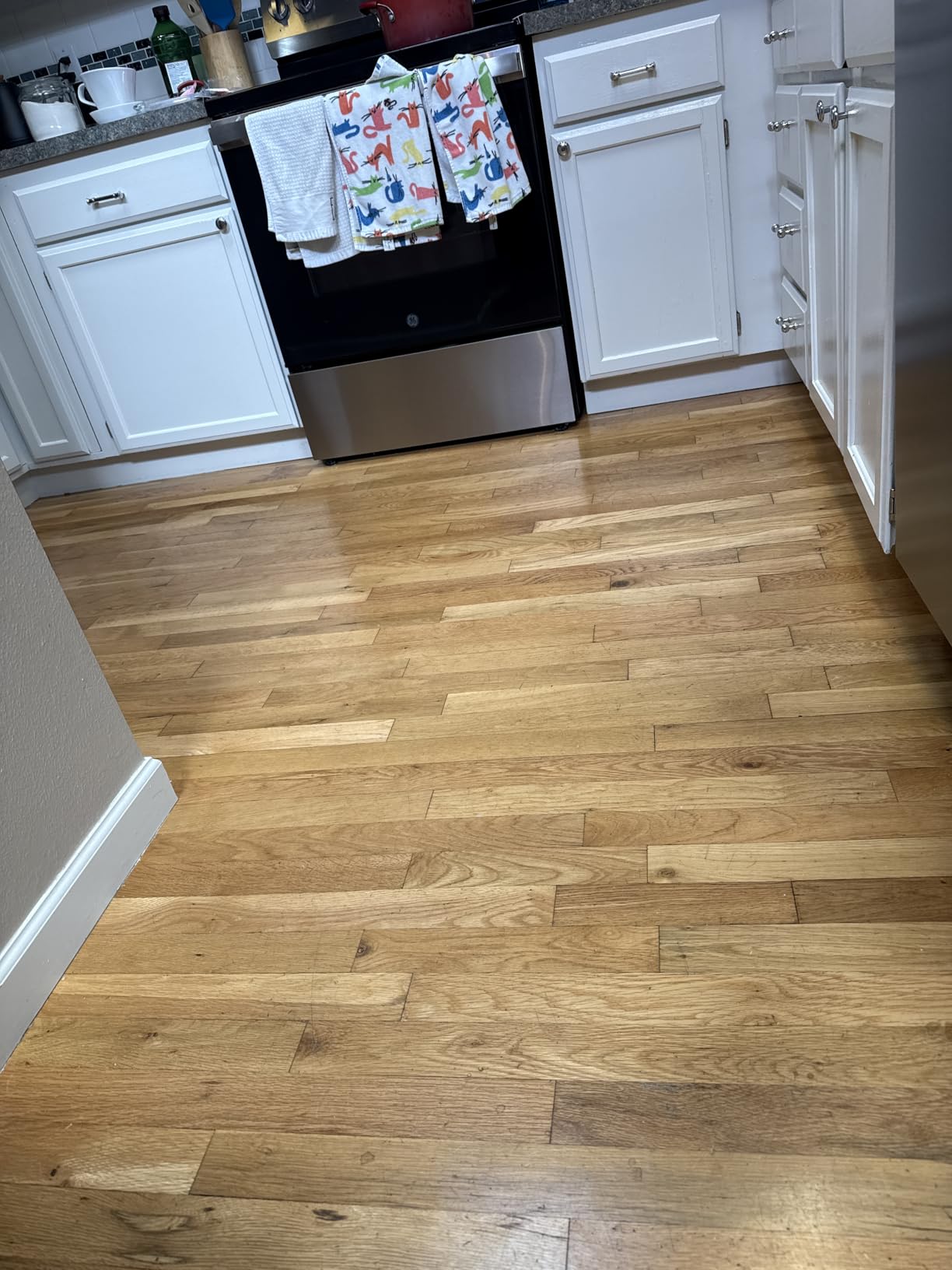 Aunt Fannie's Hardwood Floor Cleaner, Vinegar-Free, Lemon, 32 oz customer photo 2
