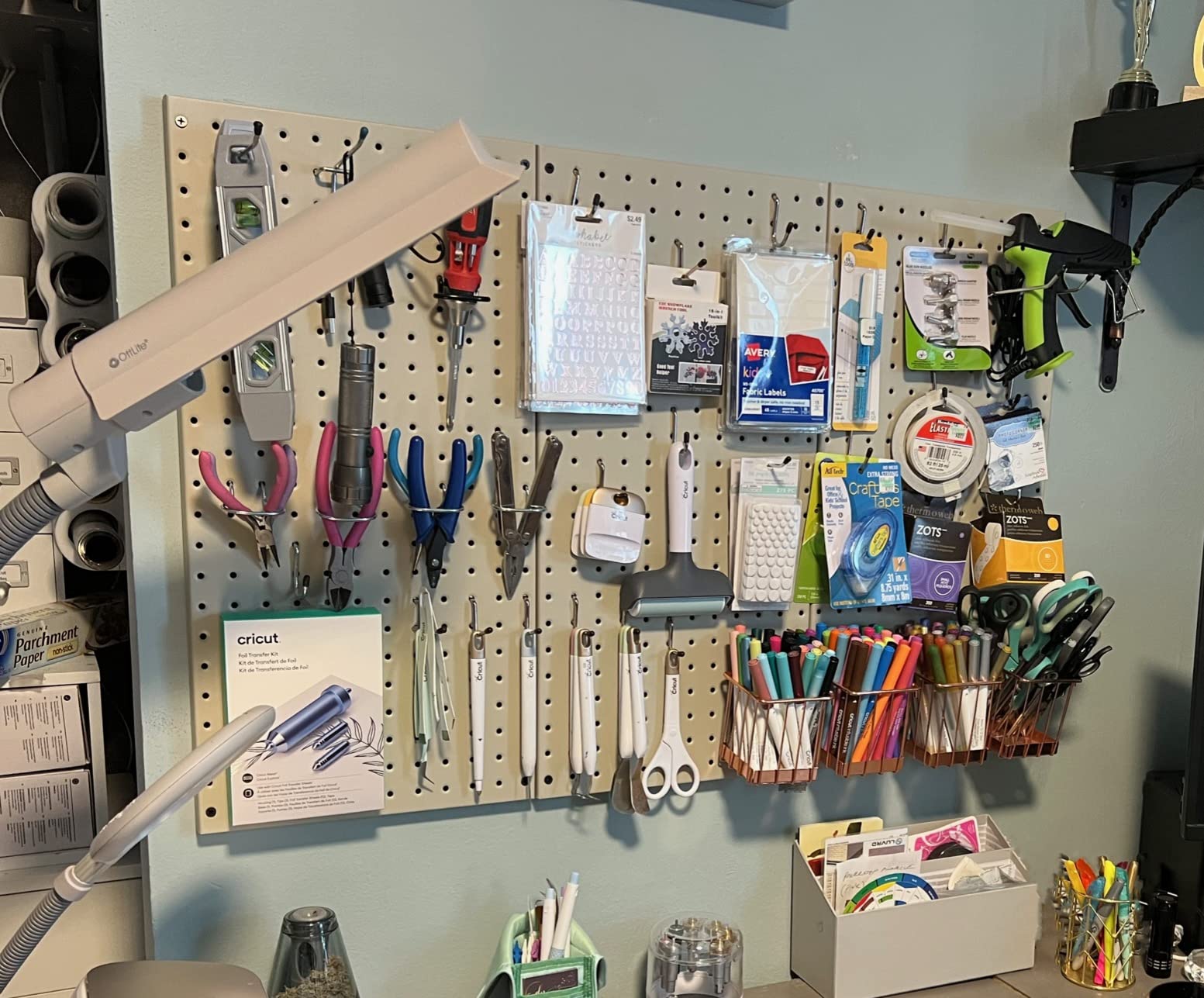 Wallmaster Garage Pegboard Storage Organizer - 48pcs Pegboard Hooks Set | 48x24 Inch Pegboard Tool Organizer with 40Pcs Peg Board Hooks & 4 Storage Bins (Black) customer photo 2