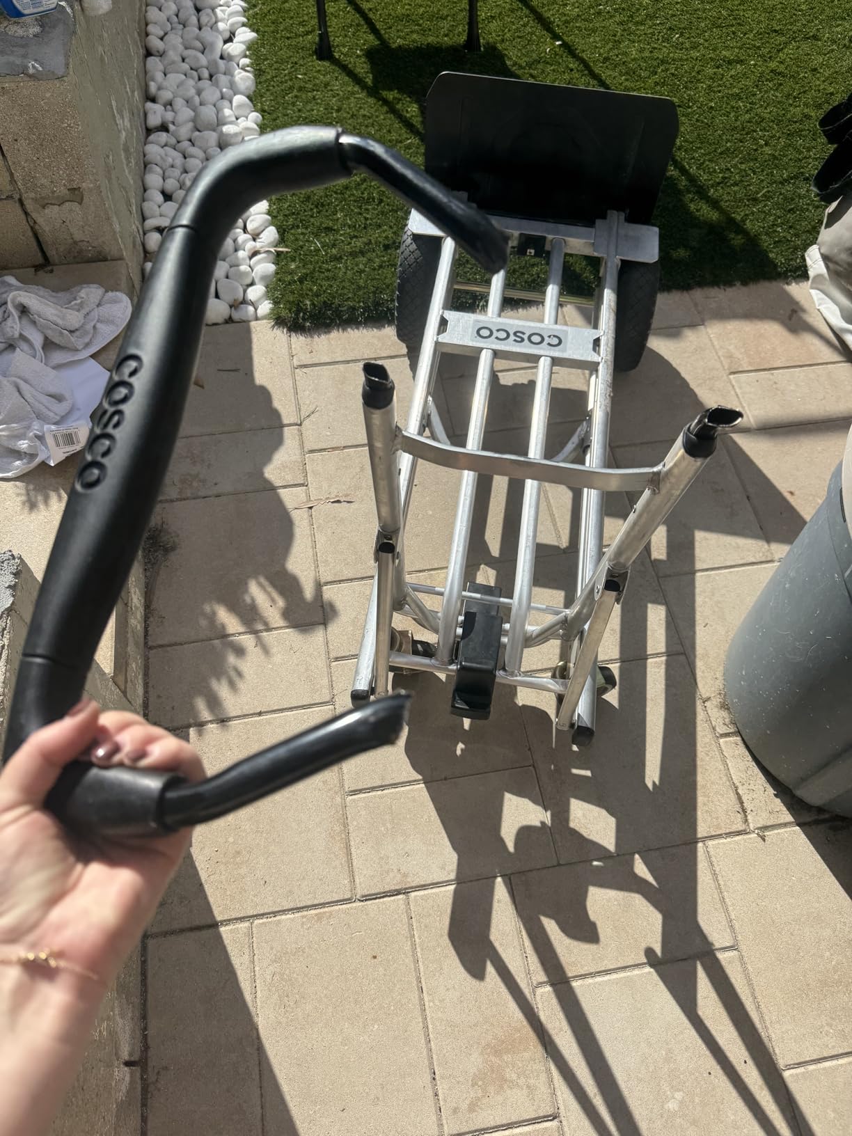 Cosco 3 in 1 Aluminium 992lb / 450kg Capacity Hand Truck with Flat-Free Wheels customer photo 2
