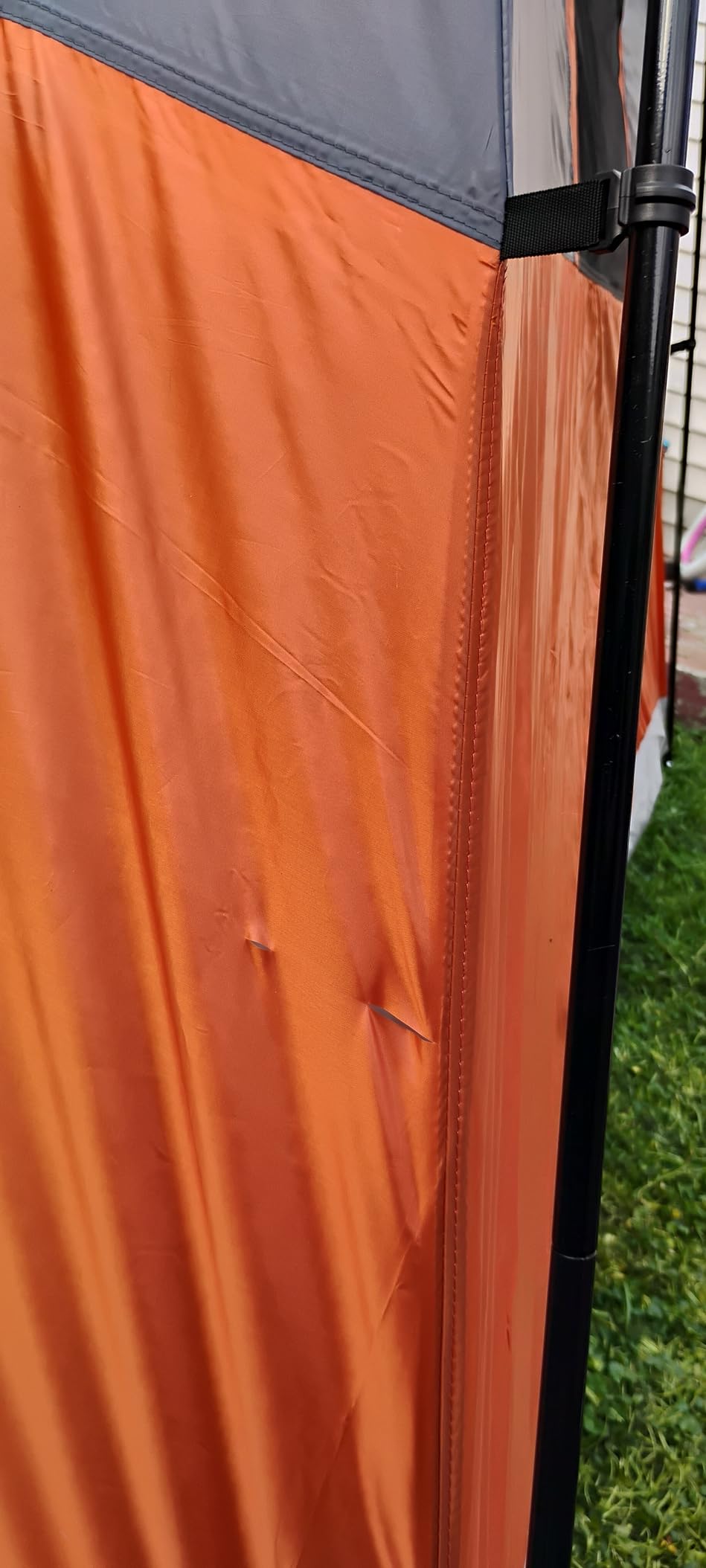 UNP 6 Person Tents for Camping Waterproof Family Cabin Tent with Rainfly | Easy Setup Windproof Double Layer Camping Tent with 1 Mesh Door & 5 Large Mesh Windows 10'X9'X78in(H) customer photo 1