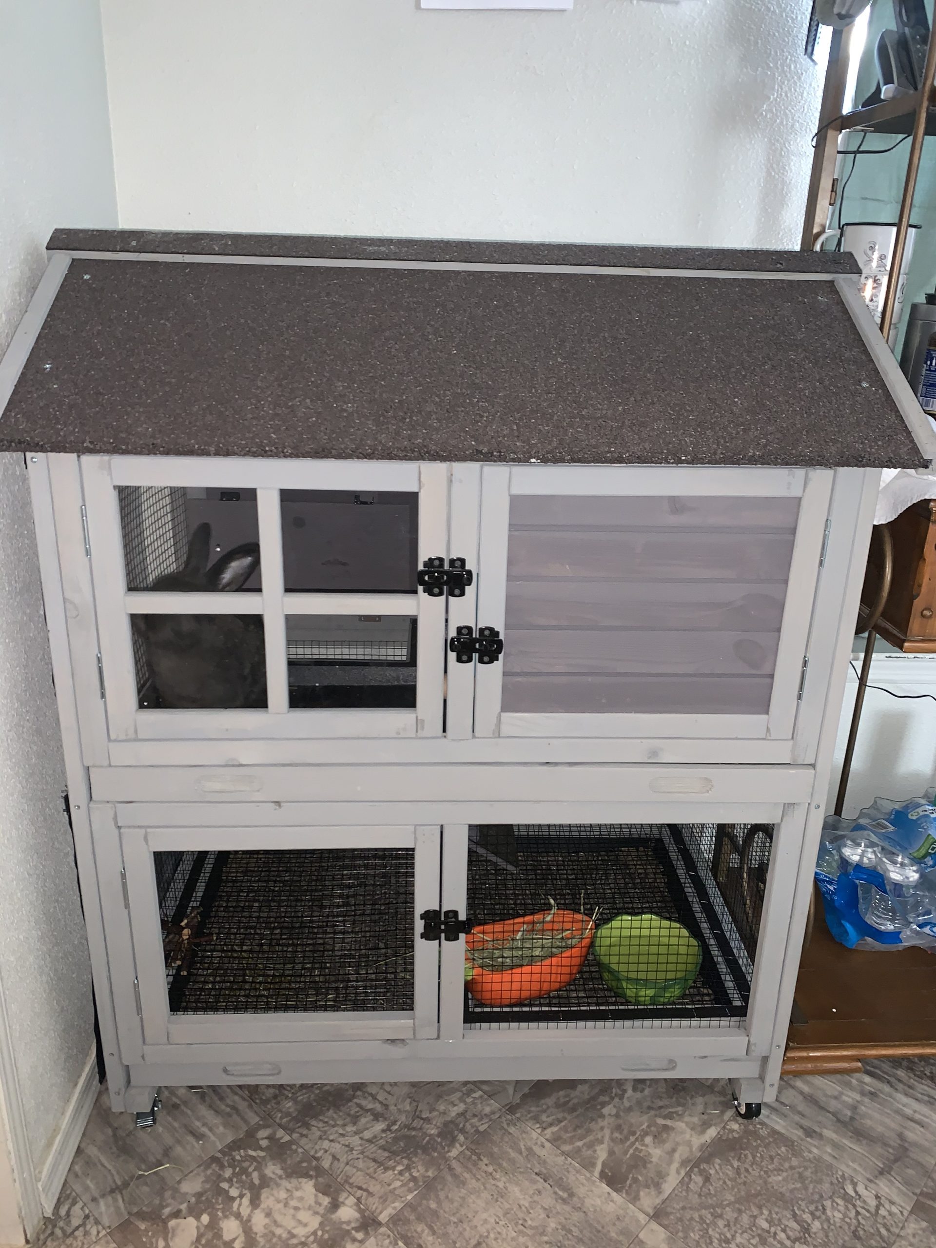 Aivituvin Rabbit Hutch Outdoor Large, Rabbit Cage Indoor Bunny Hutch Bunny Cage with Wheels - Upgrade Removable Wire Rack customer photo 1