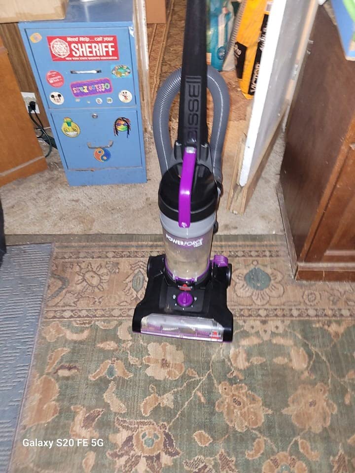 Bissell PowerForce Helix Bagless Upright Vacuum Cleaner, 2191U customer photo 1