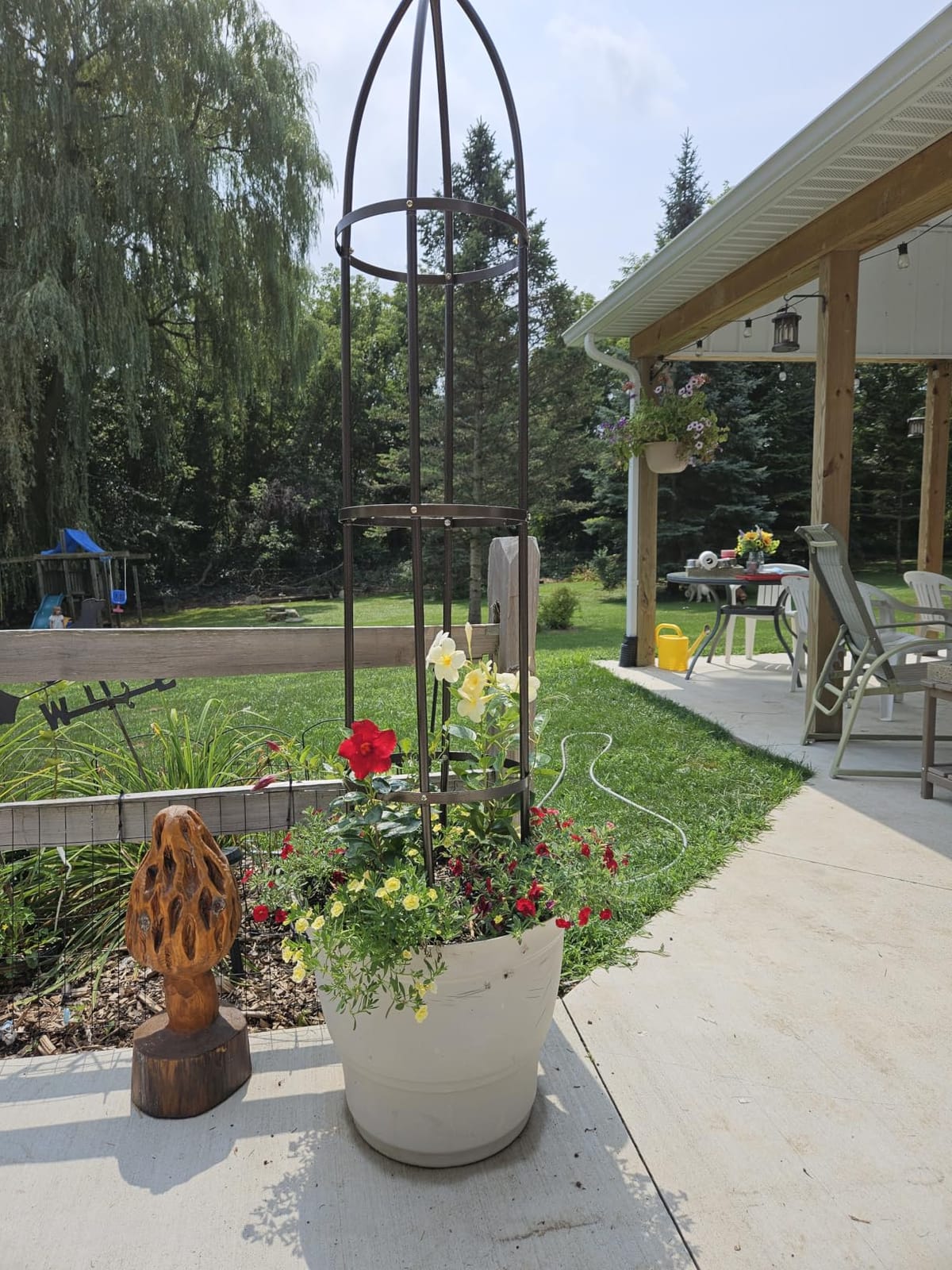 100% Metal Garden Obelisk Trellis Heavy Duty 6.3 ft Tall for Climbing Vines | Upgraded 16mm Thick Steel Tubes Rustproof Bronze Tower, 4.9lb Tall Plant Support Stands for Flowers, Roses, Clematis & Tomato customer photo 2