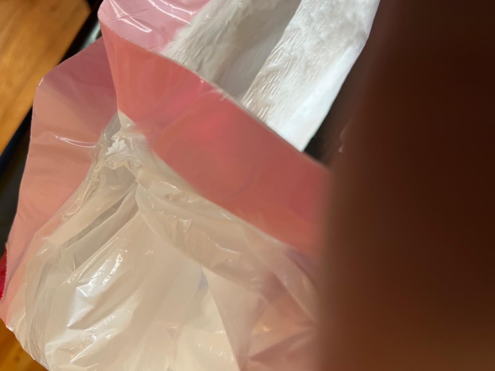 Amazon Basics Flextra Strength Tall Kitchen Drawstring Trash Bags, Fresh Scent, Tear Resistant, 13 Gallon, 90 Count customer photo 2