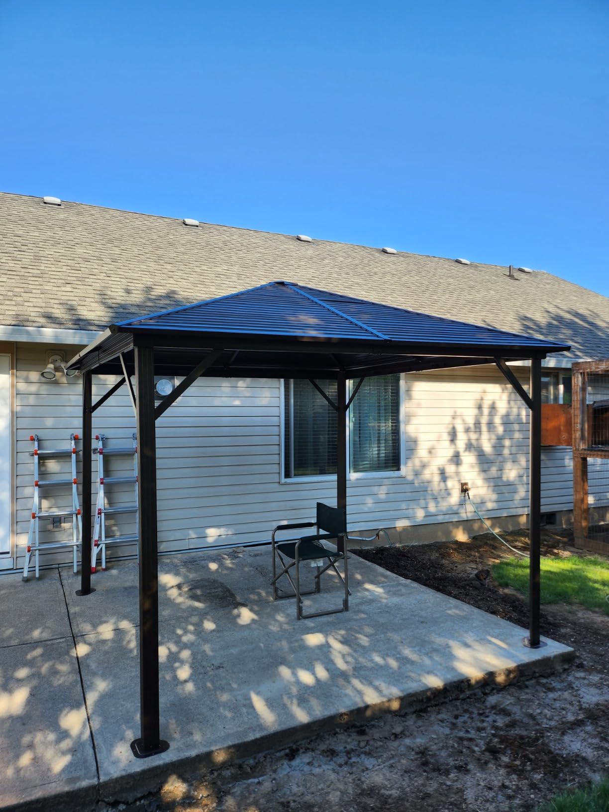 Outsunny 10' x 10' Hardtop Gazebo with Curtains and Netting Dark Brown | Permanent Pavilion, Metal Single Roof Gazebo Canopy, Aluminum Frame, Hooks, for Garden Patio Backyard customer photo 2