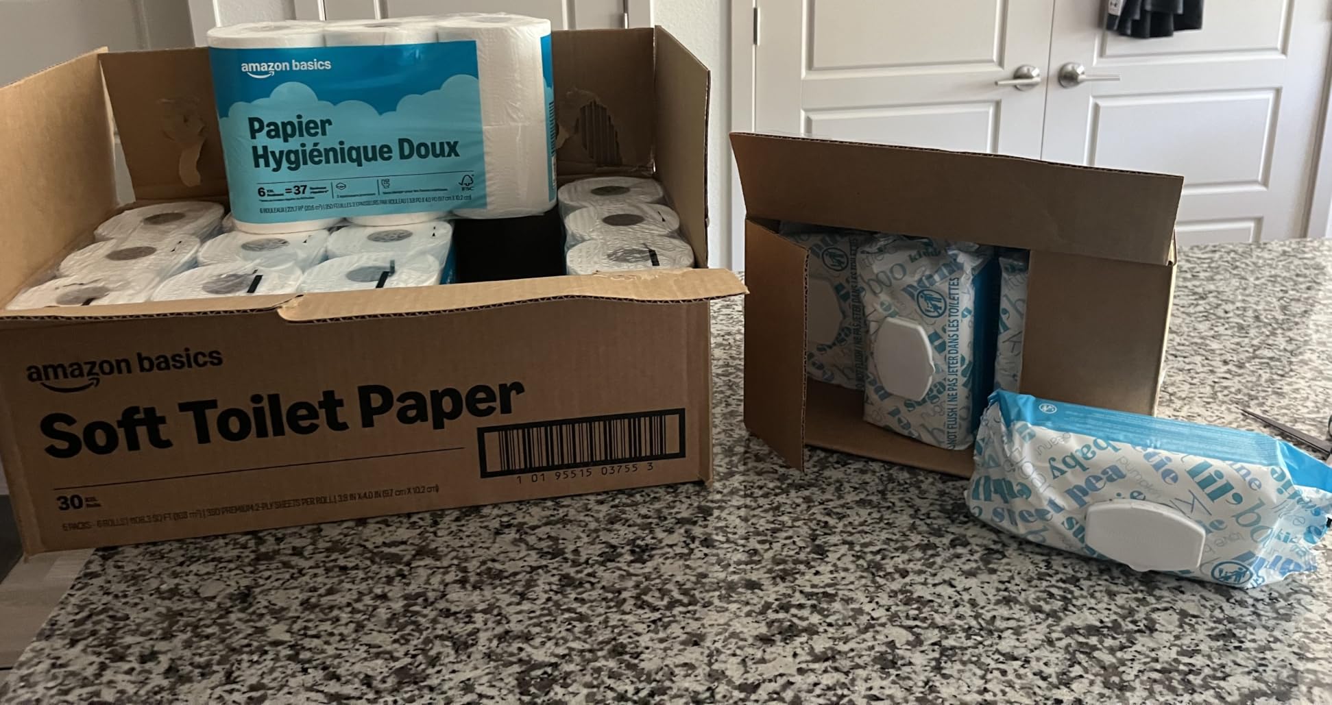 Amazon Basics 2-Ply Soft Toilet Paper, 30 Rolls (5 Packs of 6), 350 Sheets per Roll, Septic Safe, Equivalent to 185 Regular Rolls customer photo 2