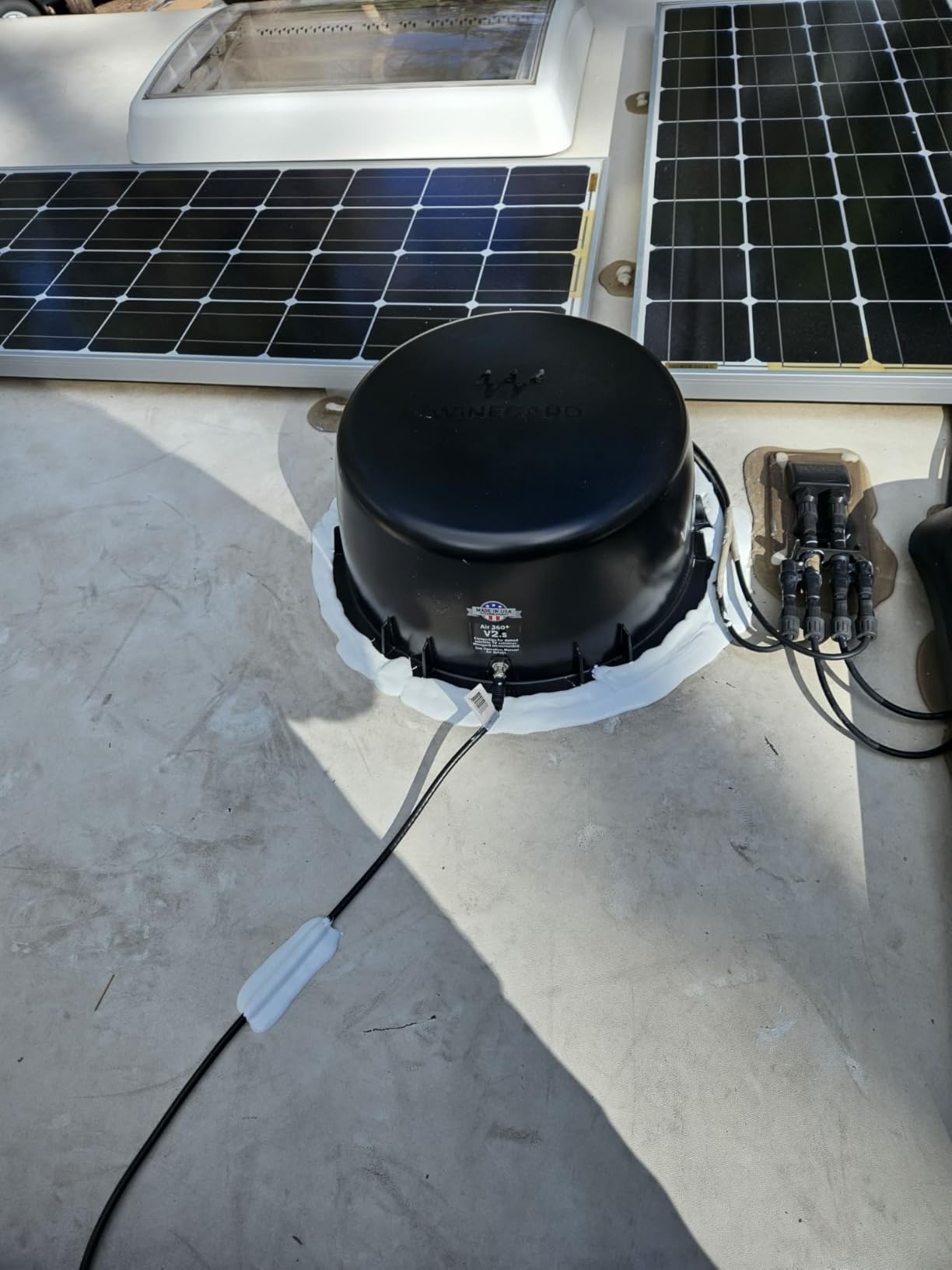 Winegard AR2-V2S Air 360+ V2.S - Outdoor HDTV RV Antenna and FM RV Antenna with Satellite Port Wi-Fi and Cellular Ready - Low-Profile - Black customer photo 2