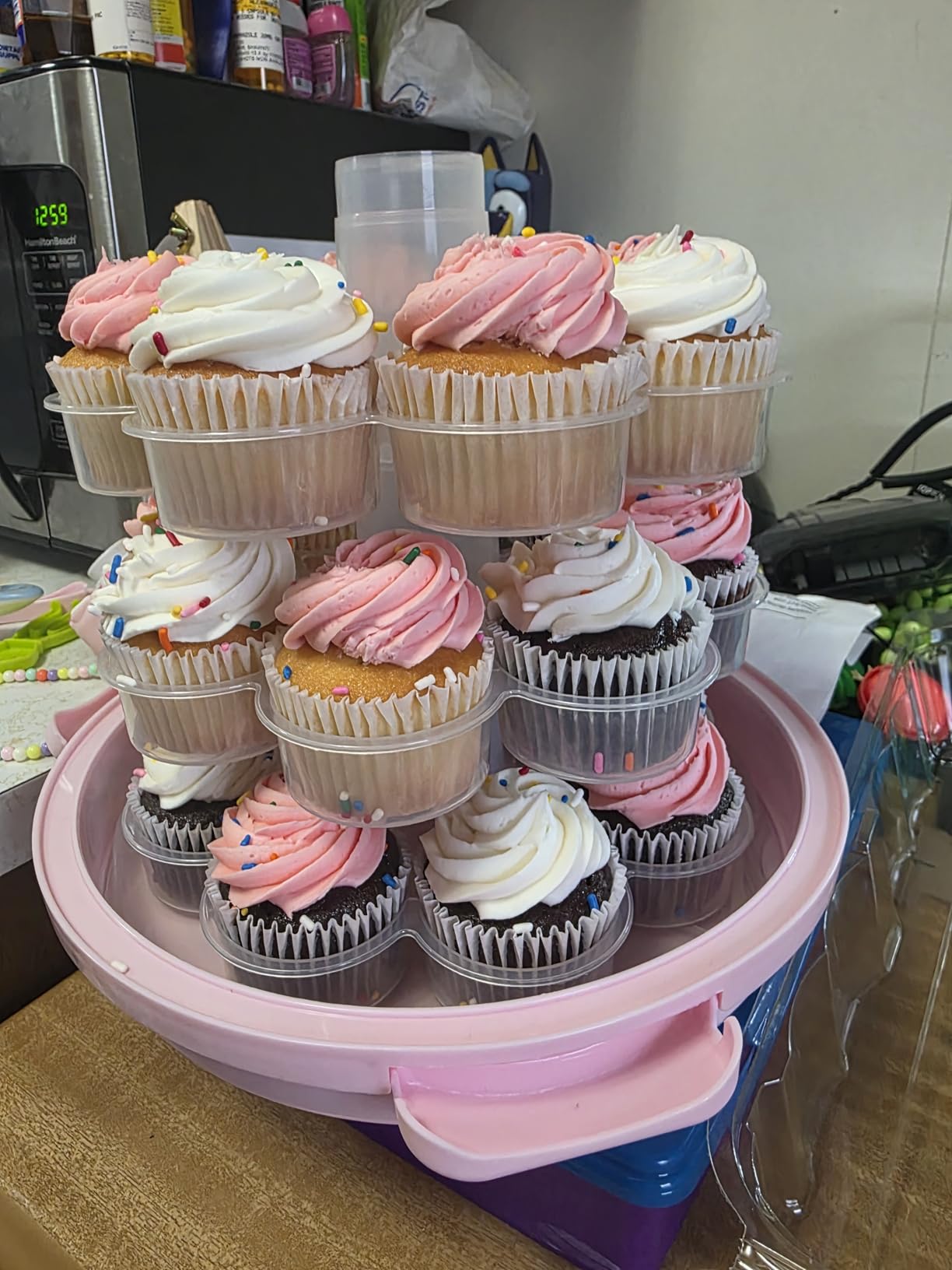 Dicunoy 24 Cupcake Carrier for Transport, 3 Tier Tall Cake Carrier Holder with Handle, Portable Desserts Storage Transporter Container Box with Lid for Pie, Cookies, Christmas, Thanks Giving Day customer photo 2
