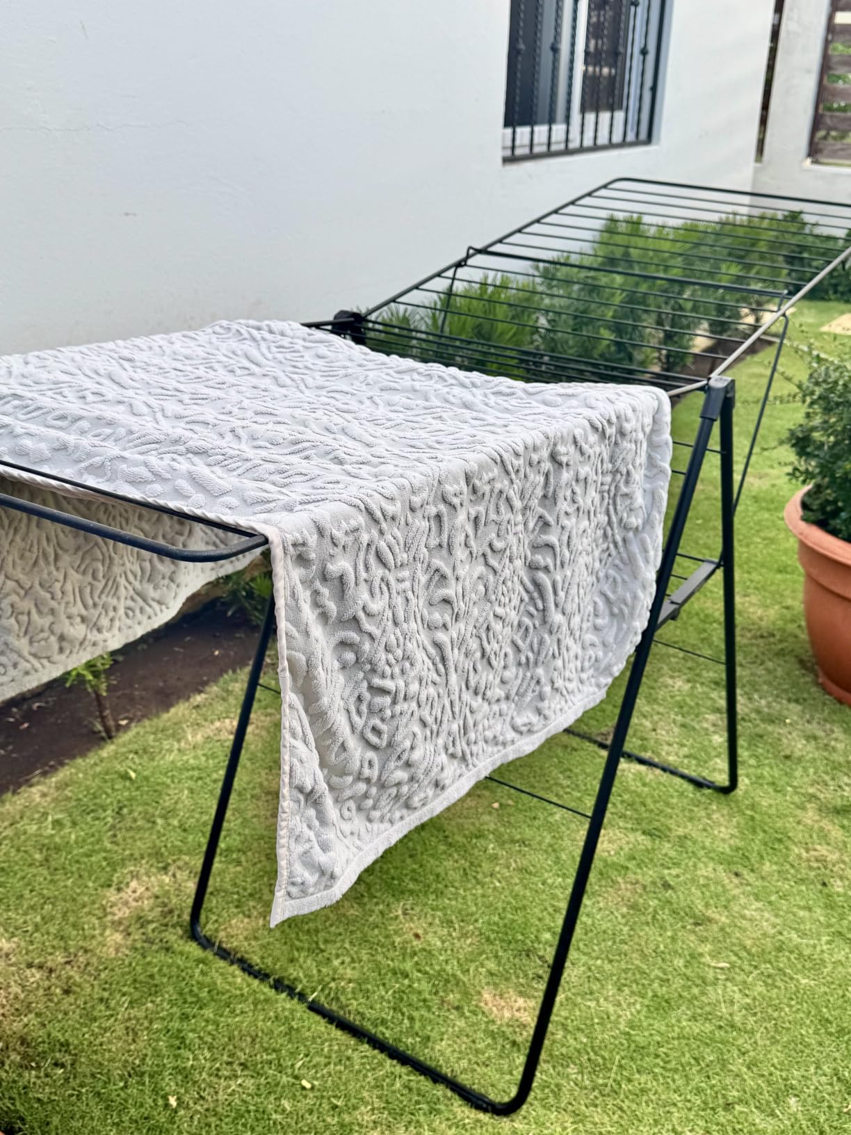 Brabantia HangOn Clothes Drying Rack | 82ft (25m) | Metallic Gray | Large Indoor Clothes Airer Laundry Stand with 2 Fold-Out Wings & Hanger Hooks, Folds Flat | Fits 2 Full Loads customer photo 1