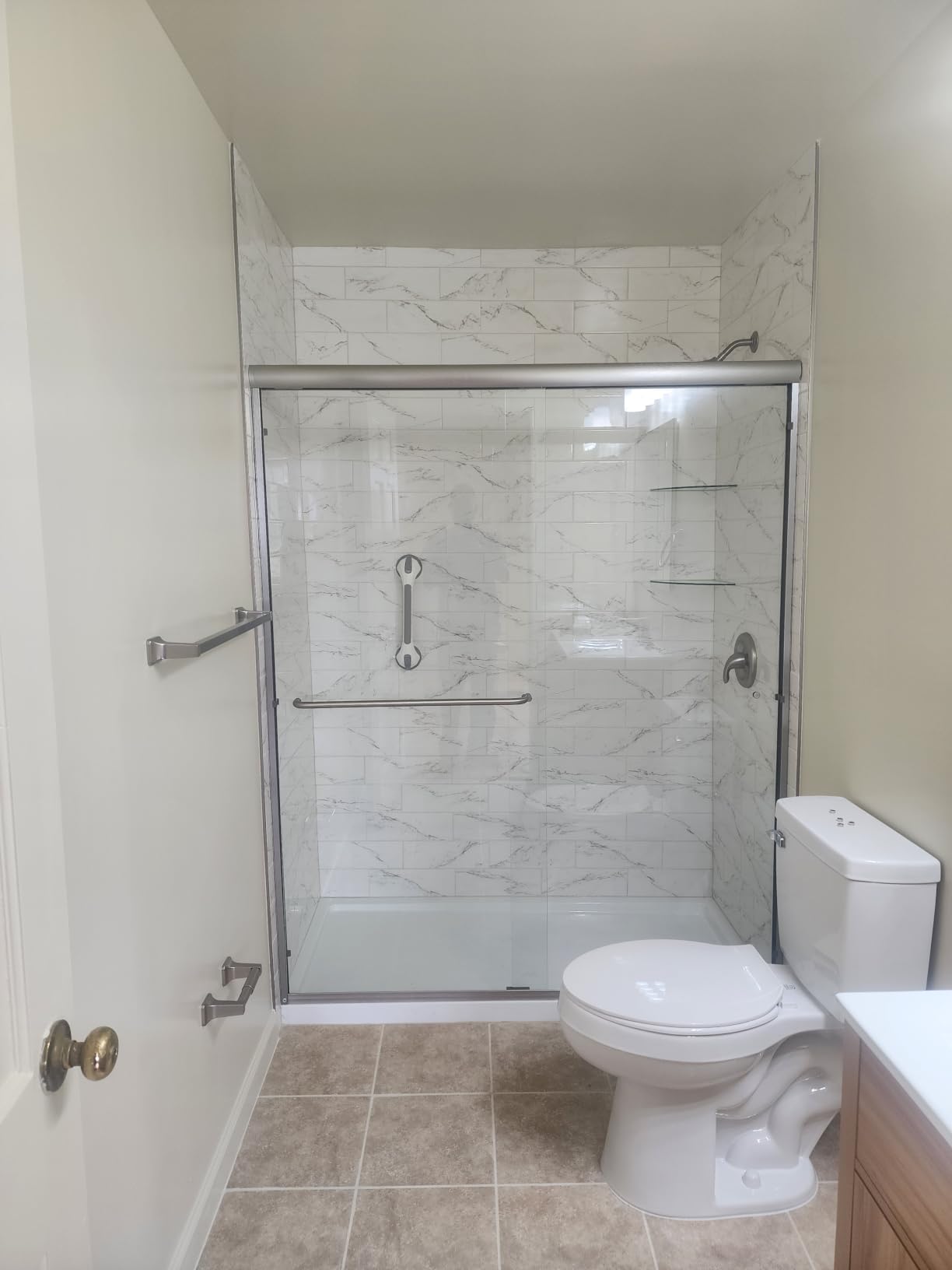 ELEGANT Semi-Frameless Sliding Shower Door Adjustable 56-60 in. W x 72 in. H, Bathroom Sliding Shower Door with 1/4'' Clear Tempered Glass, Matte Black Finish Double Sliding Glass Shower Enclosure customer photo 2