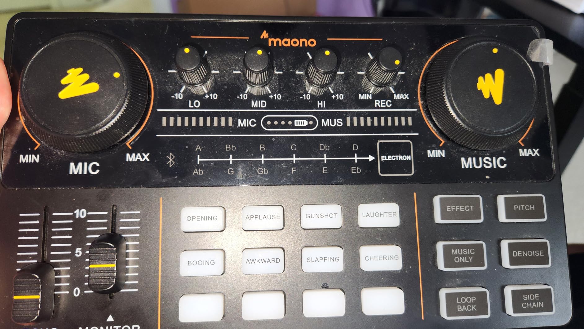 MAONO Podcast Equipment Bundle with Audio Mixer & 3.5mm Mic for Streaming | All-in-one audio production, PC and smartphone-compatible, 4 custom soundpads, AU-AM200-S6 customer photo 1