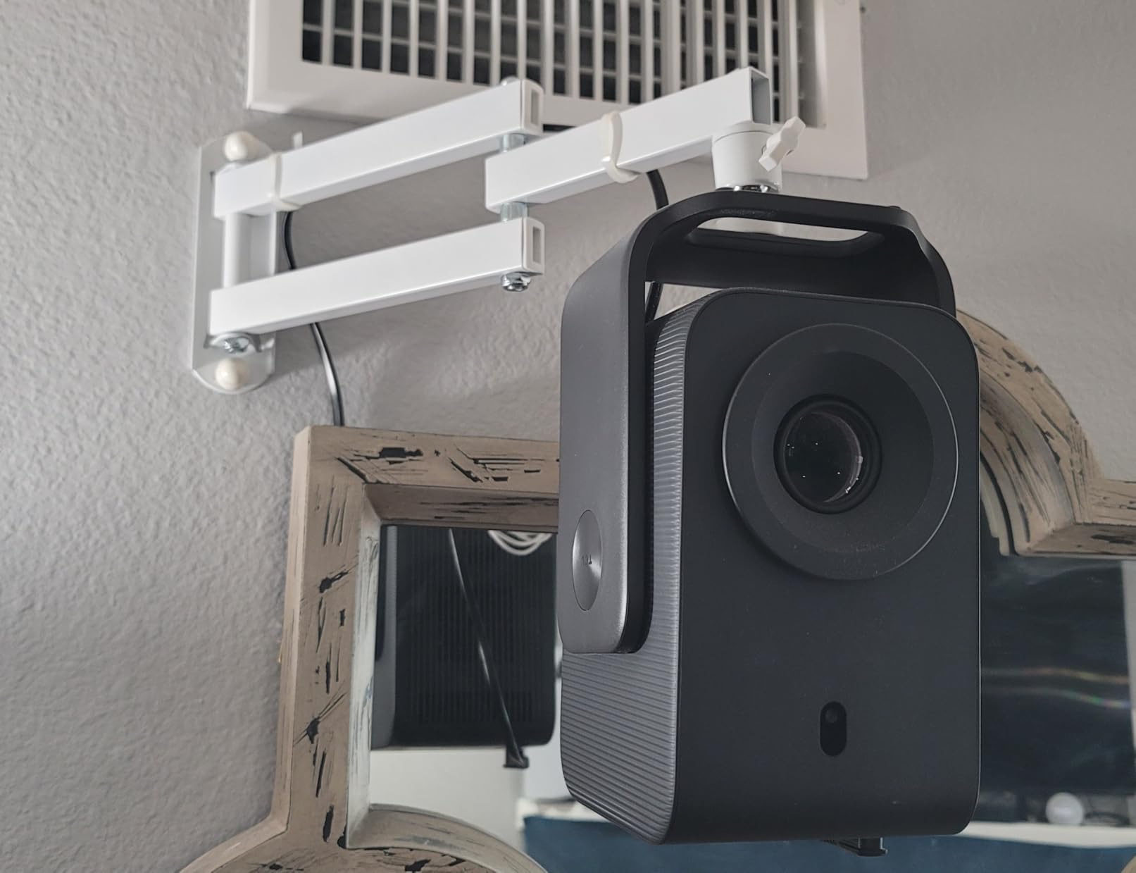 WALI Universal 3-in-1 Projector Ceiling Wall Mount for LCD/DLP Projectors | Height Adjustable Projector Bracket with Extension Pole, Supports up to 44lbs, (PM-003-W), White customer photo 2